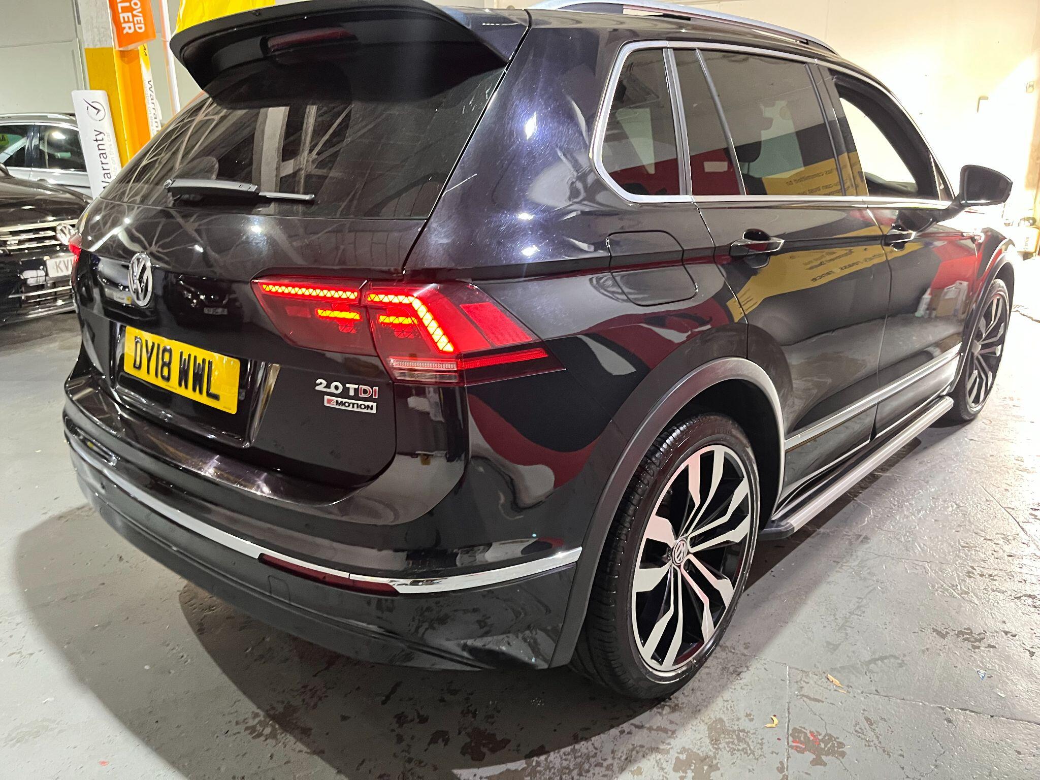 Volkswagen Tiguan view 29