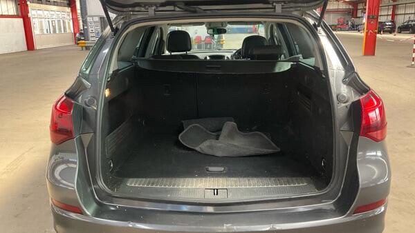 Vauxhall Astra view 11