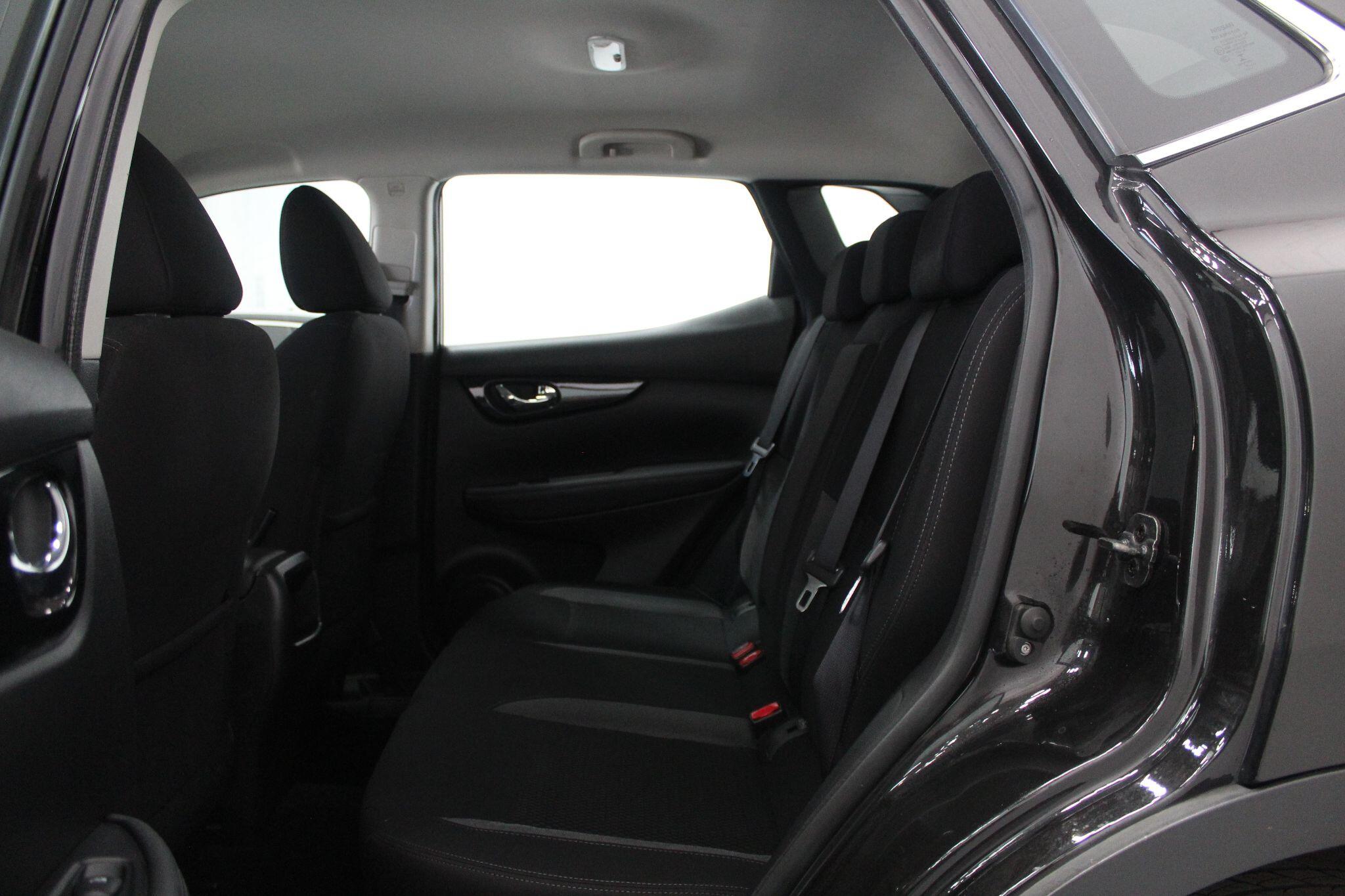 Nissan Qashqai view 50
