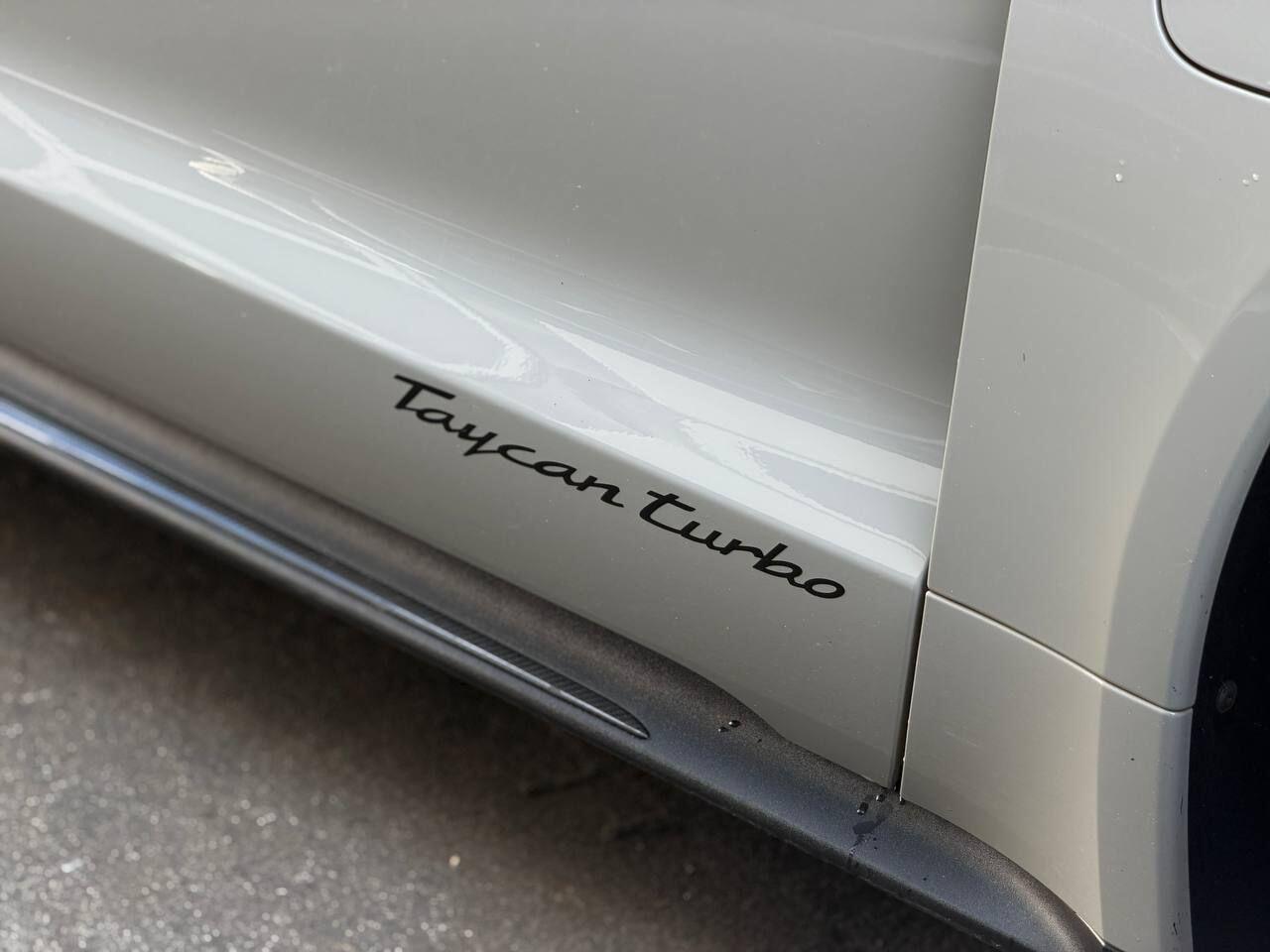 Porsche Taycan view 84