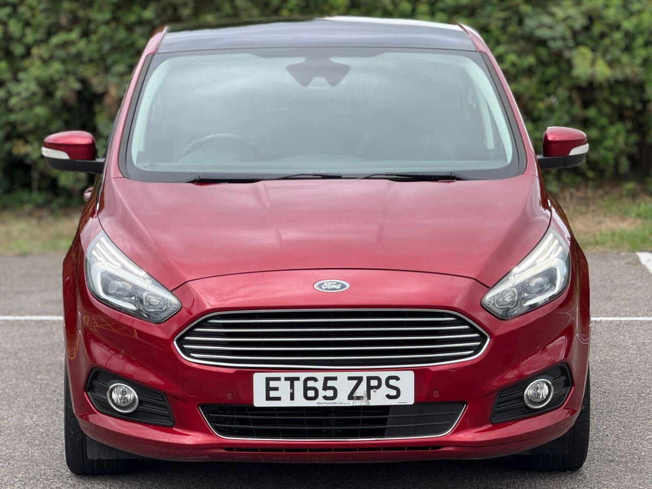 Ford S-Max view 5