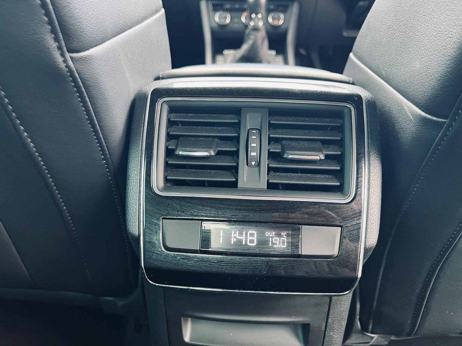 Skoda Superb view 30