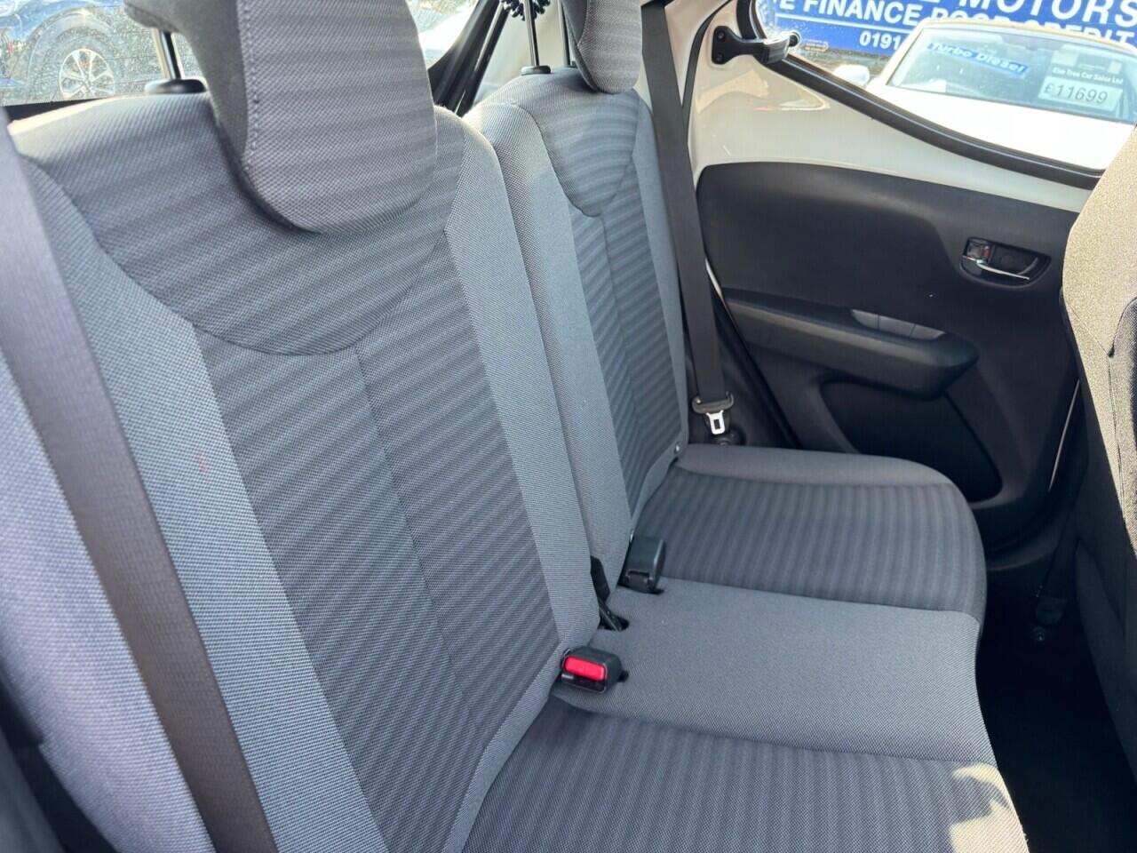 Toyota Aygo view 57