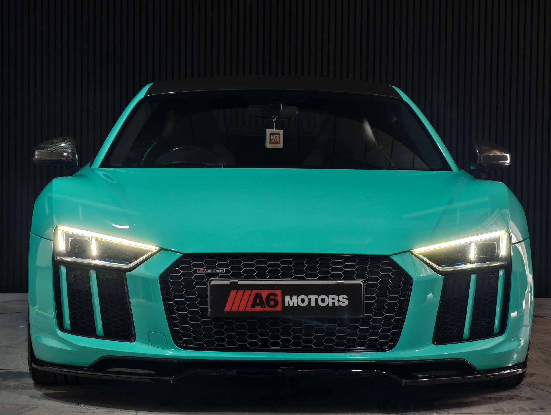 Audi R8 view 34