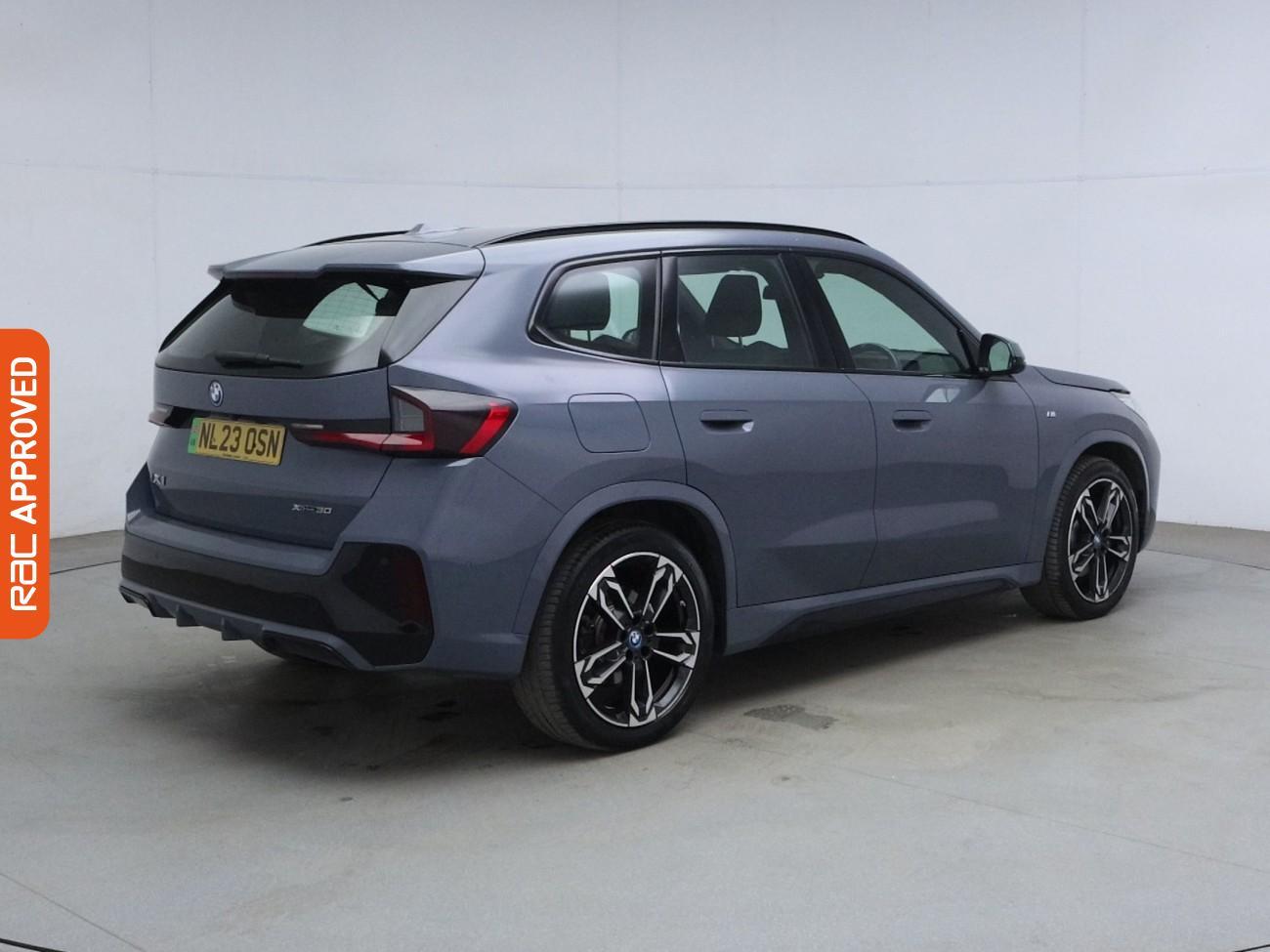 BMW Ix1 view 30