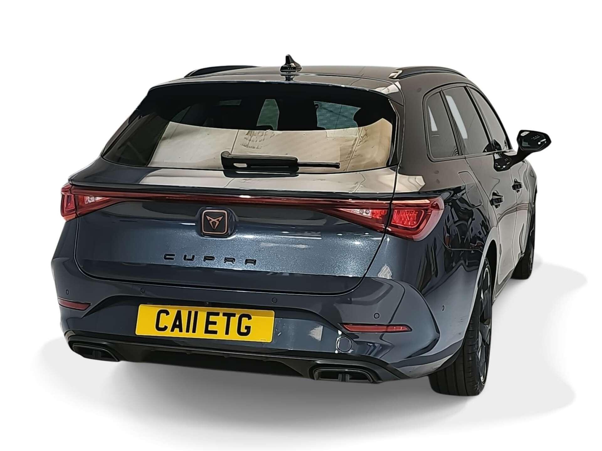 Cupra Leon view 3