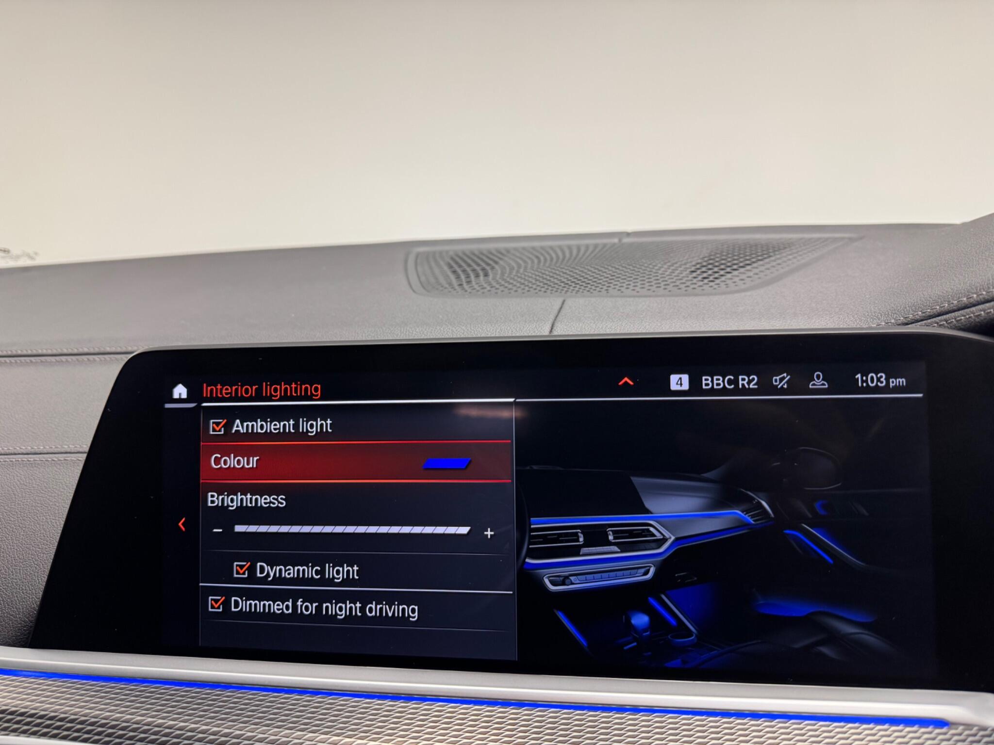 BMW X6 view 24