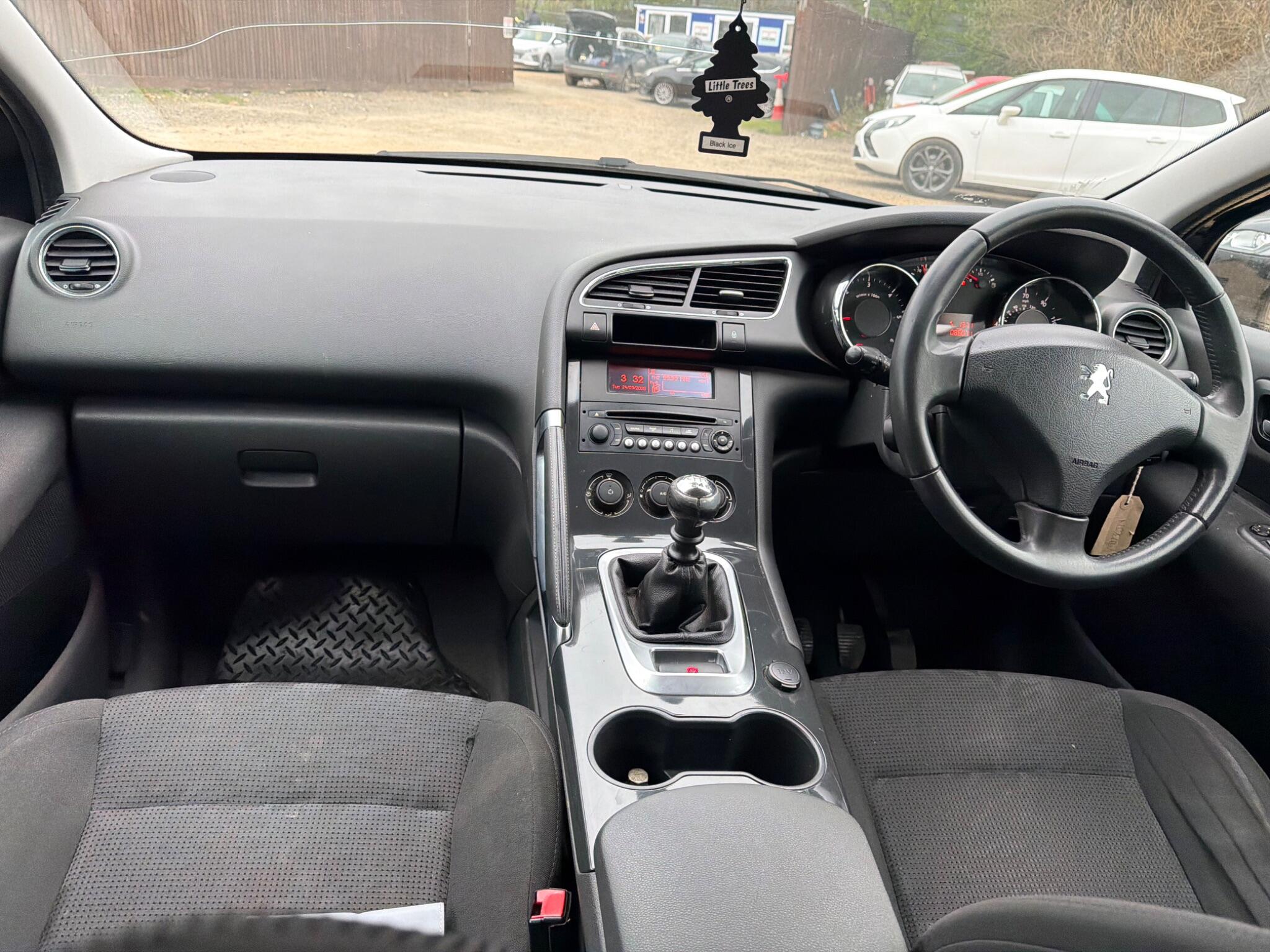 2013 Peugeot 3008 1.6 HDi Active Euro 5 5dr image 22