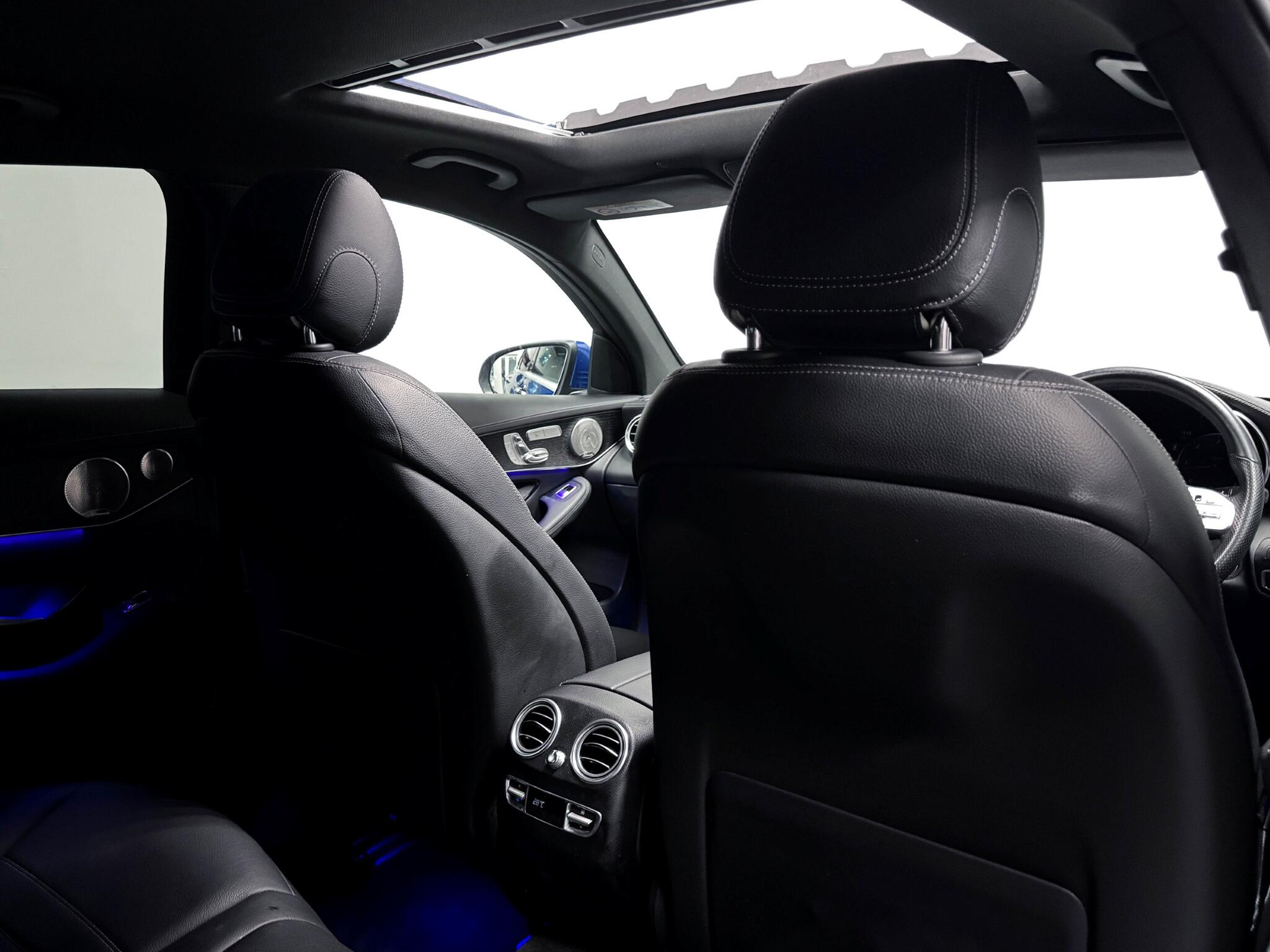 Mercedes-Benz GLC view 16