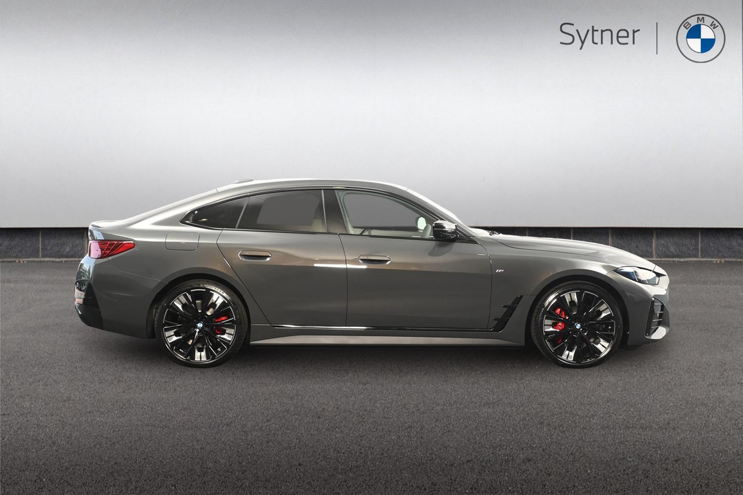 BMW i4 view 13