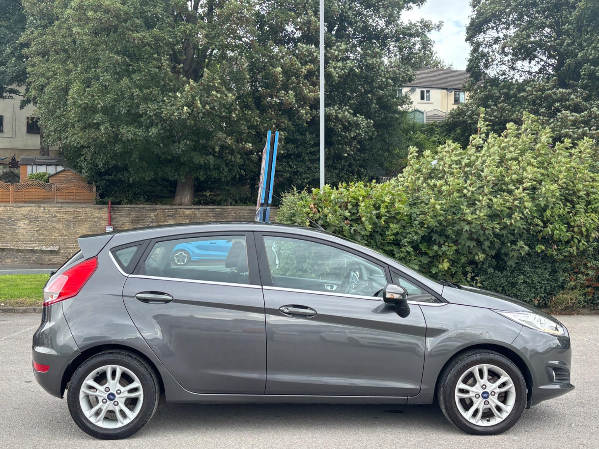 Ford Fiesta view 8
