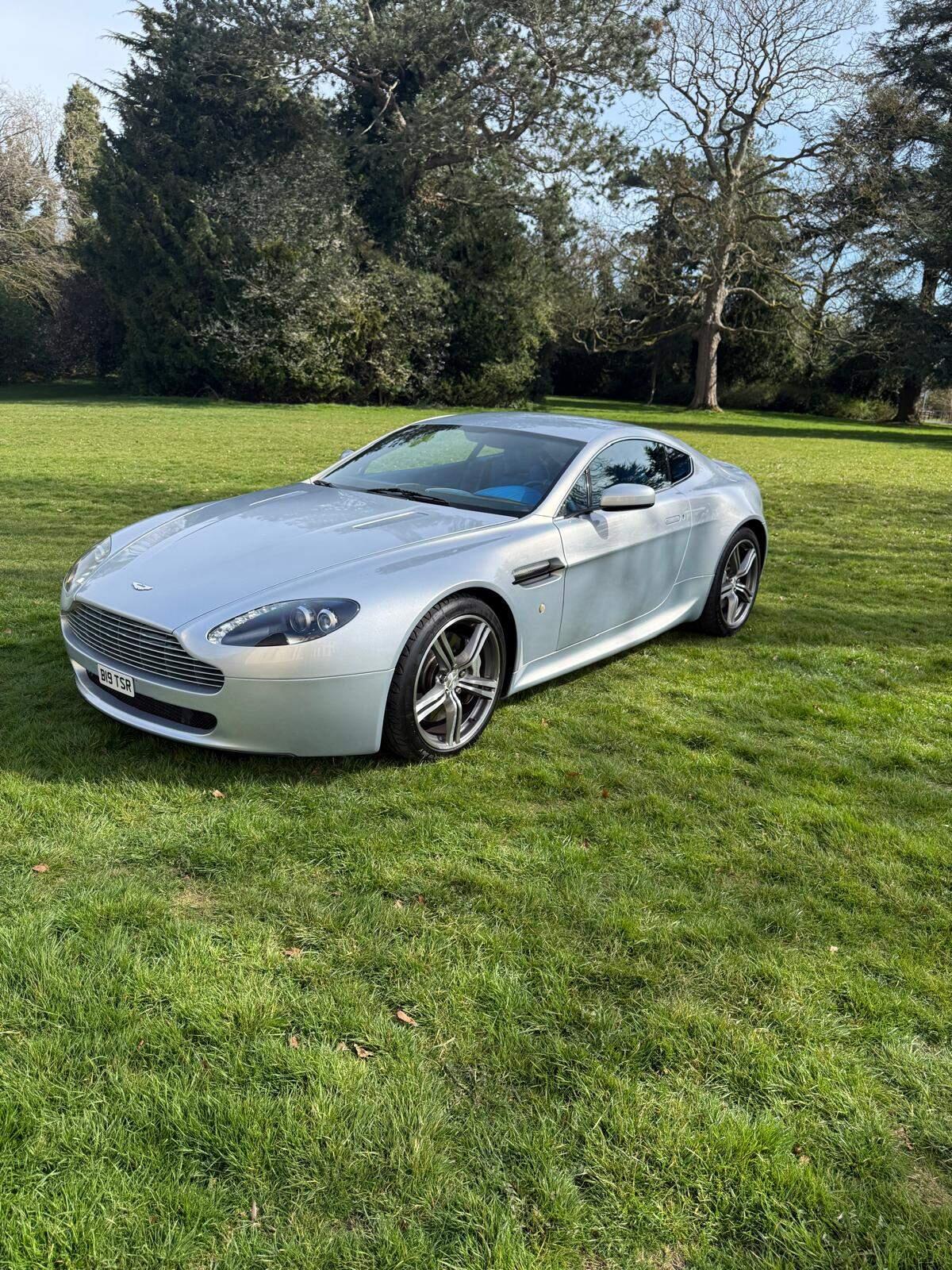Aston Martin Vantage N400
