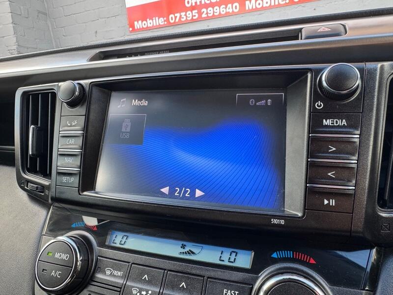 Toyota Rav4 view 26