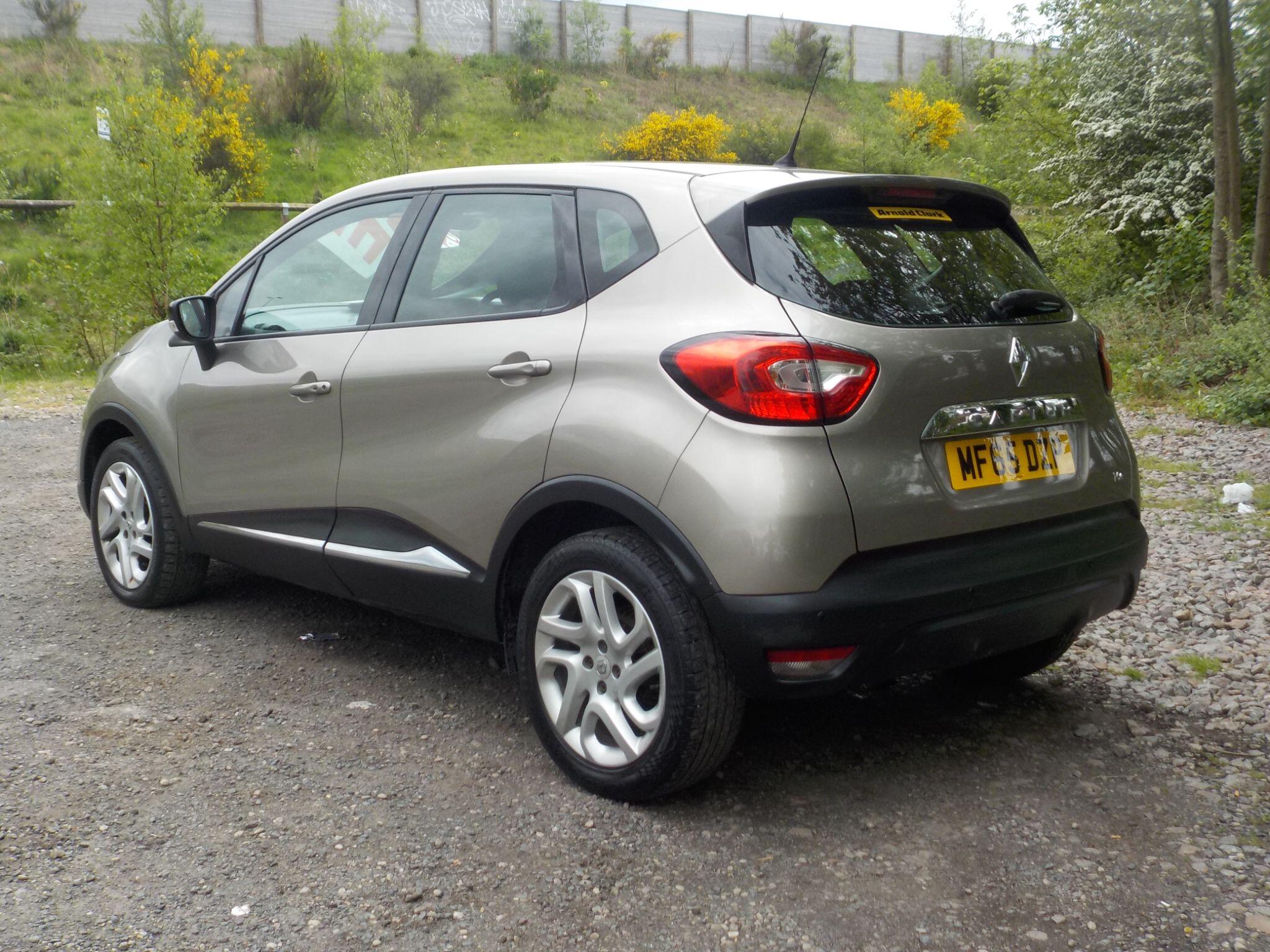 Renault Captur 0.9 TCe ENERGY Dynamique Nav Euro 6 (s/s) 5dr