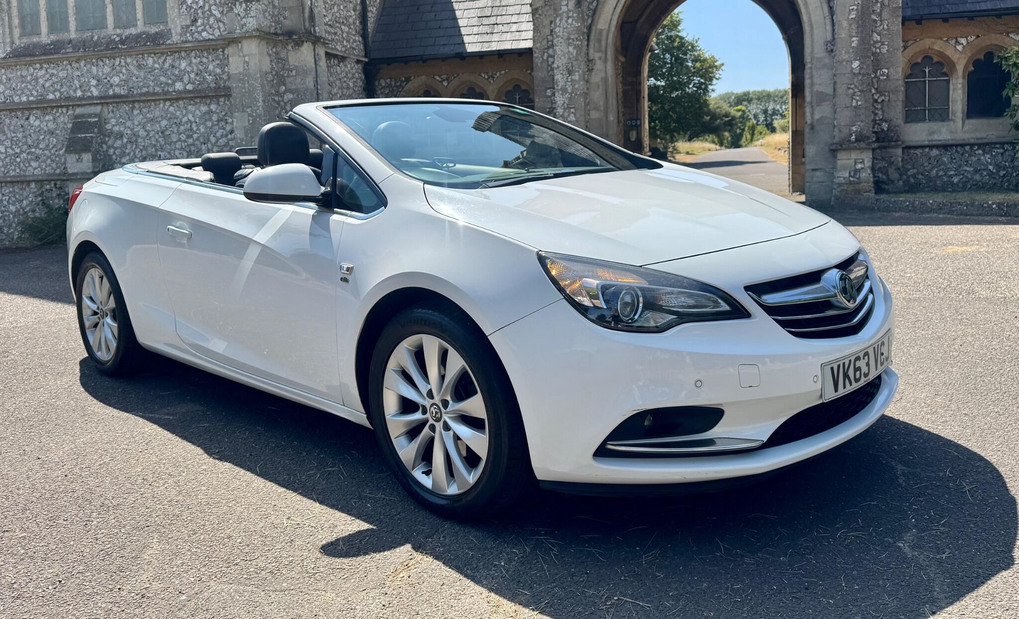 Vauxhall Cascada view 10