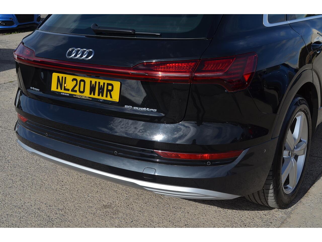 Audi E-Tron view 49