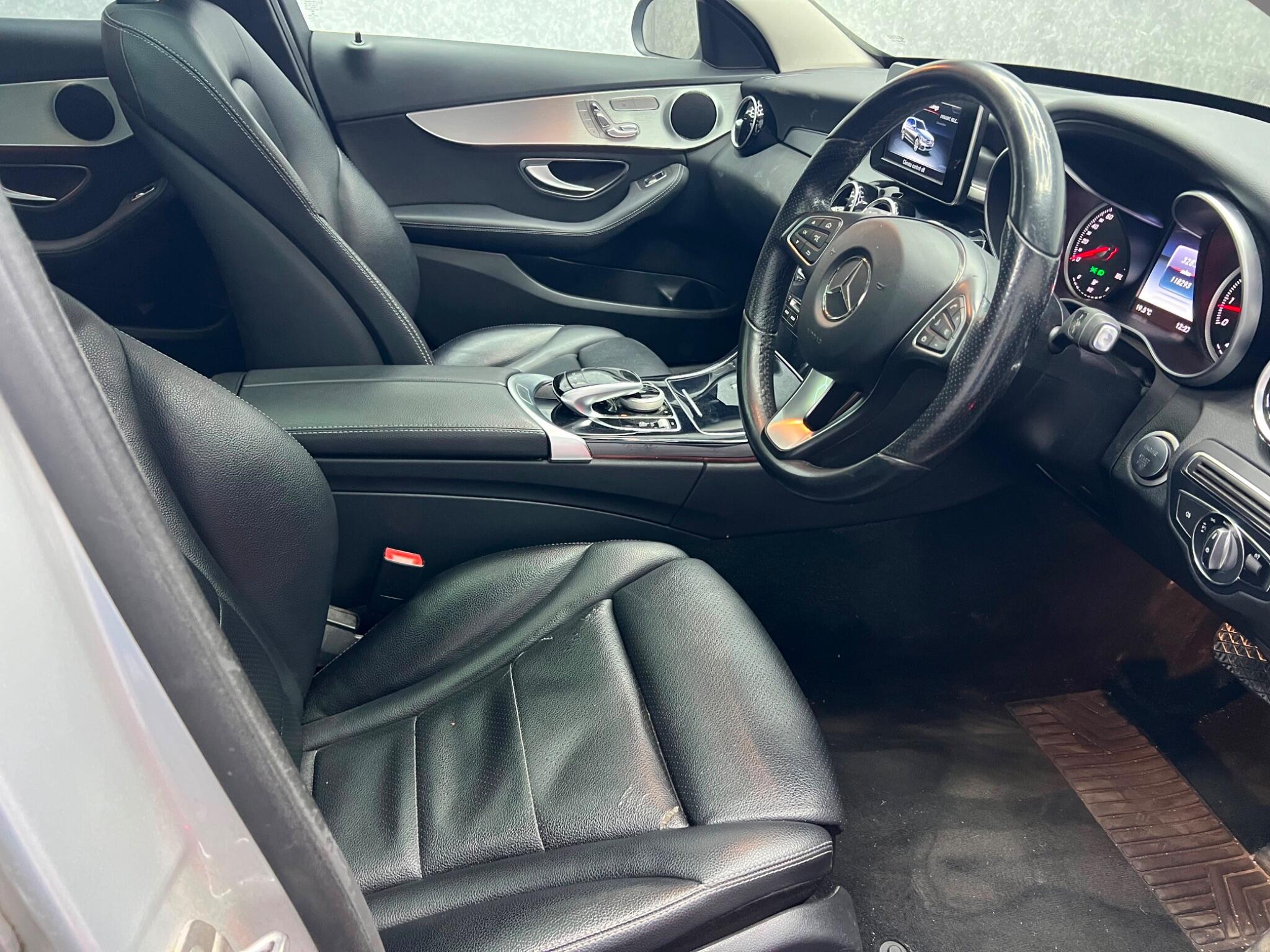 Mercedes-Benz C Class view 6