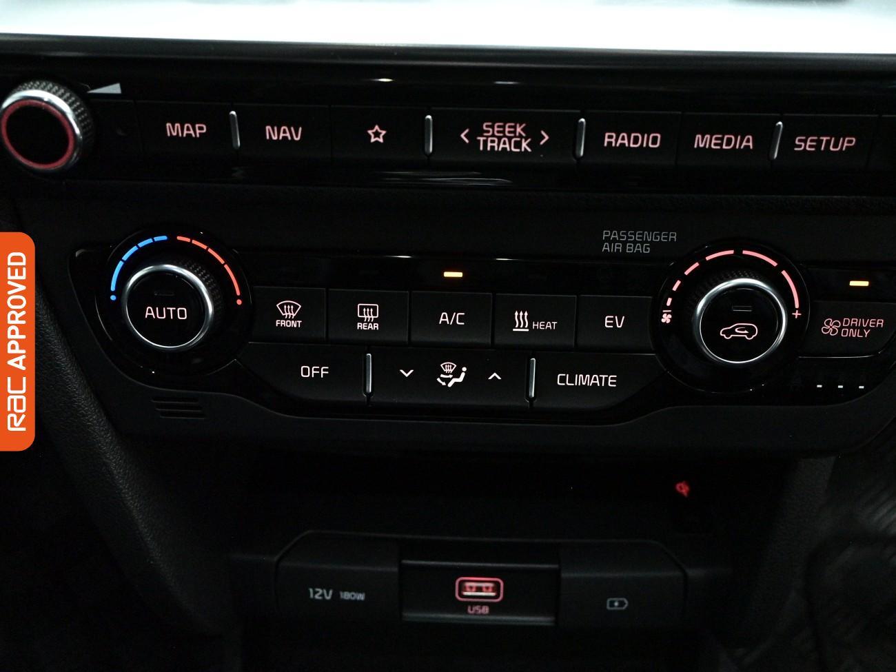 Kia Niro view 23