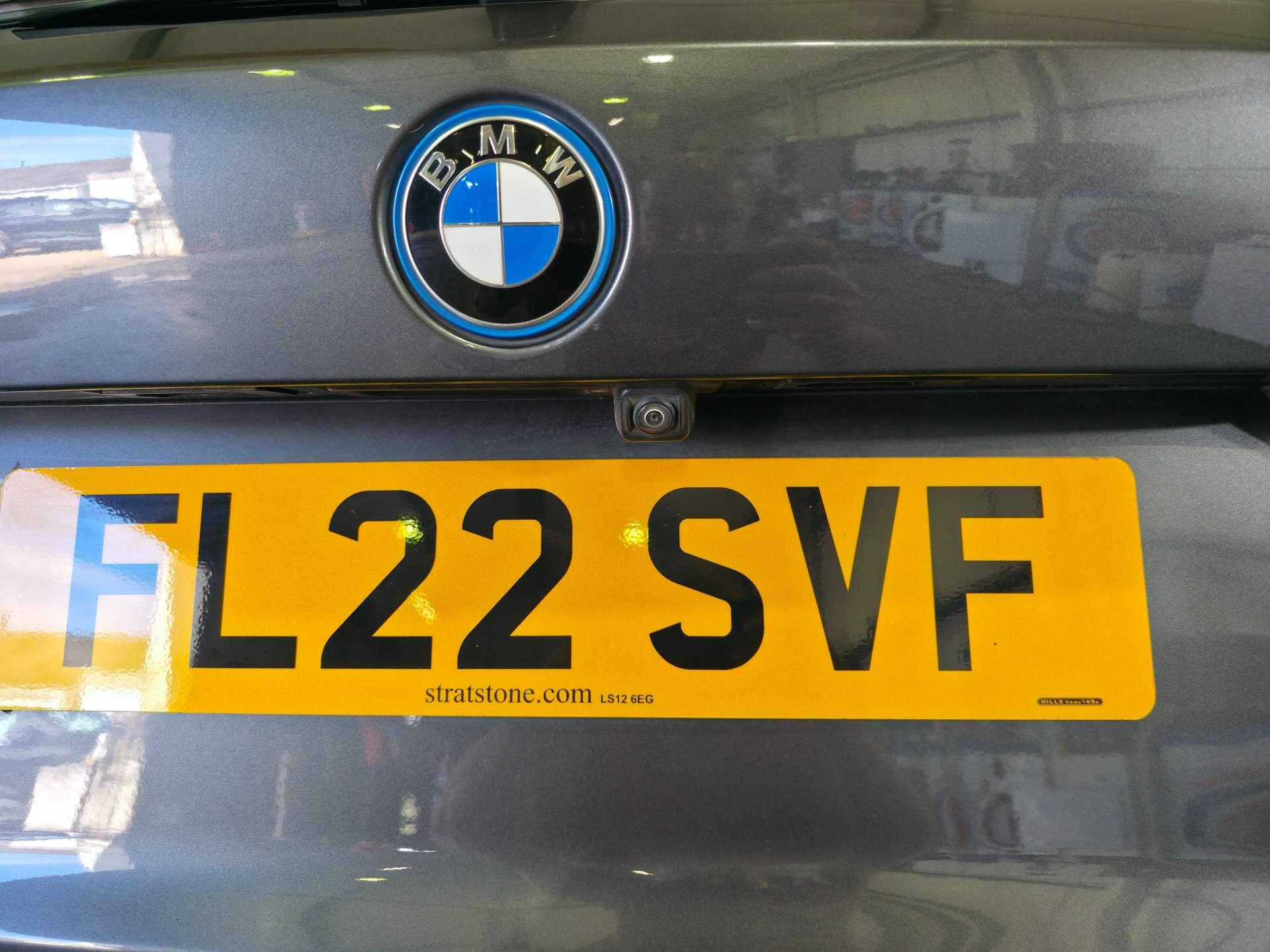 BMW 3 Series view 15