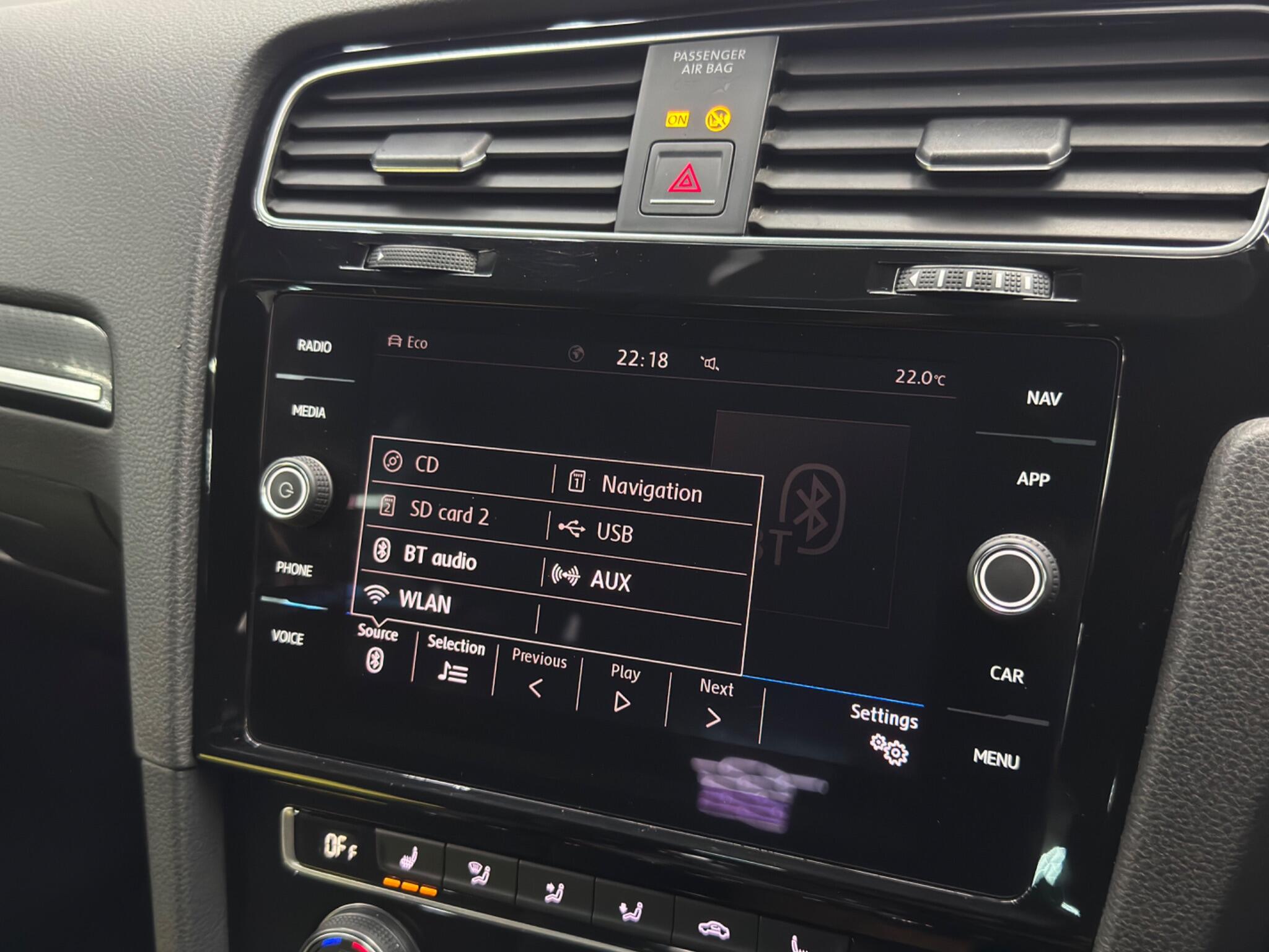Volkswagen Golf view 34