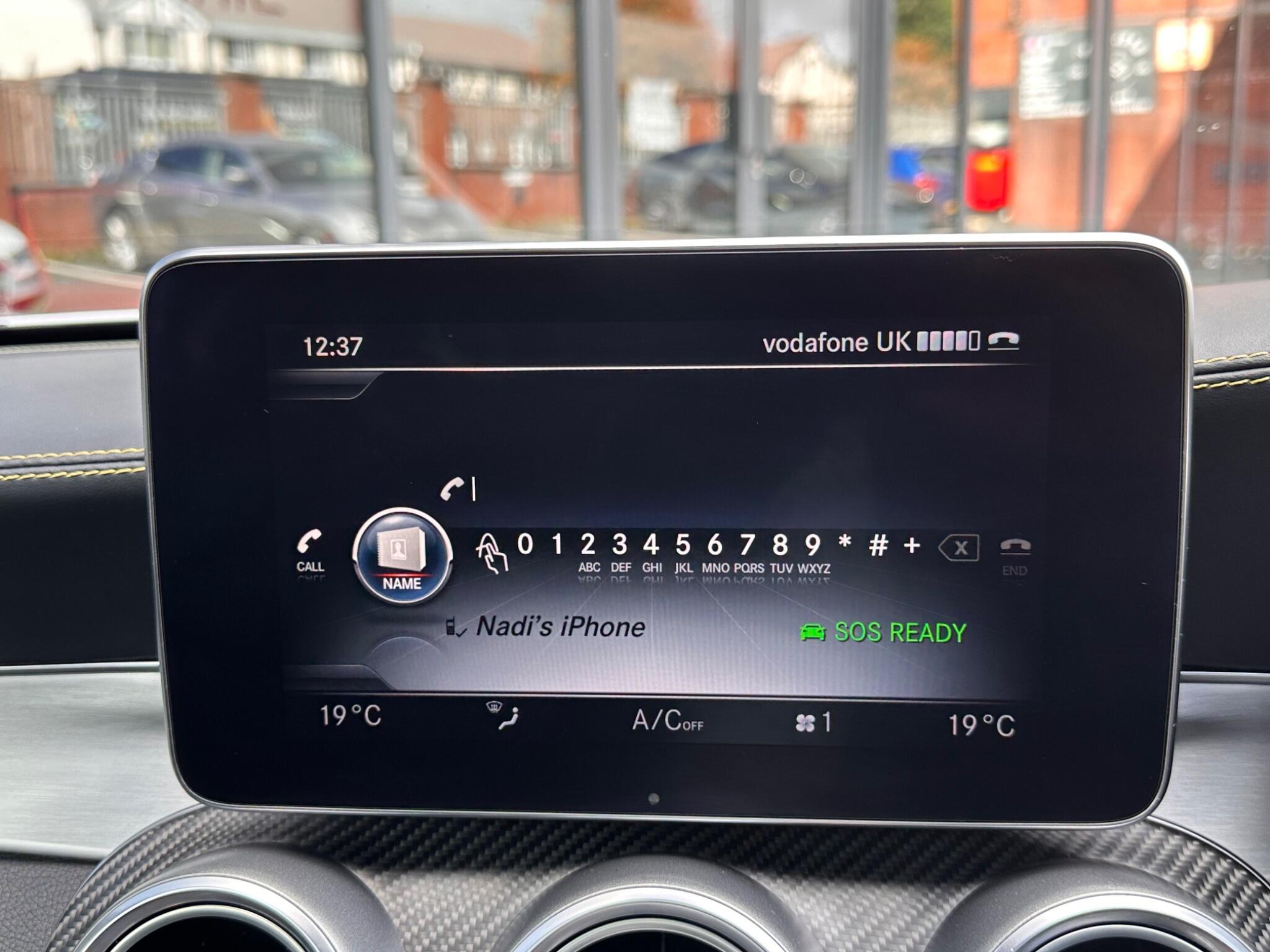 Mercedes-Benz C-Class view 25