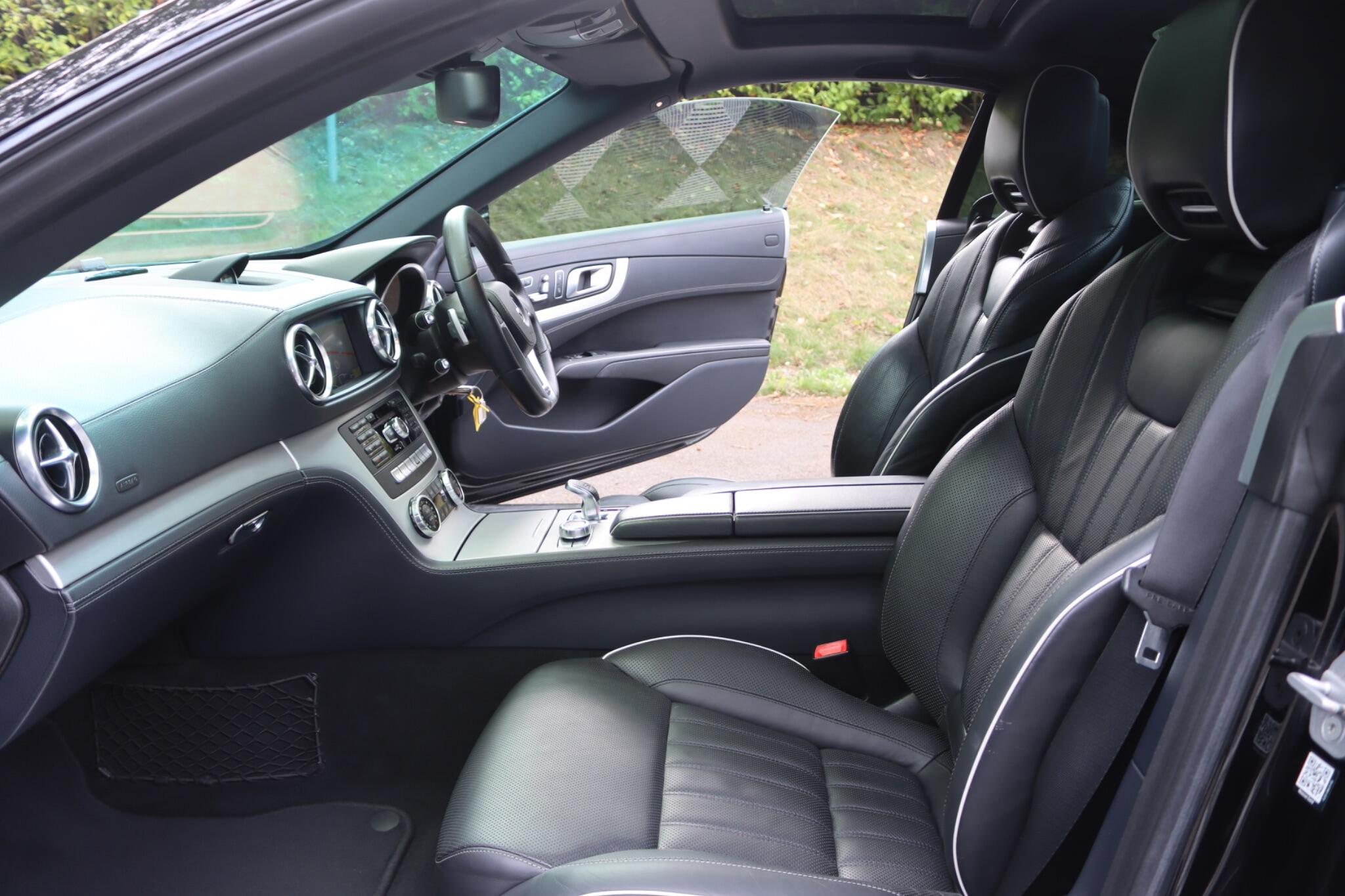 Mercedes-Benz SL view 6