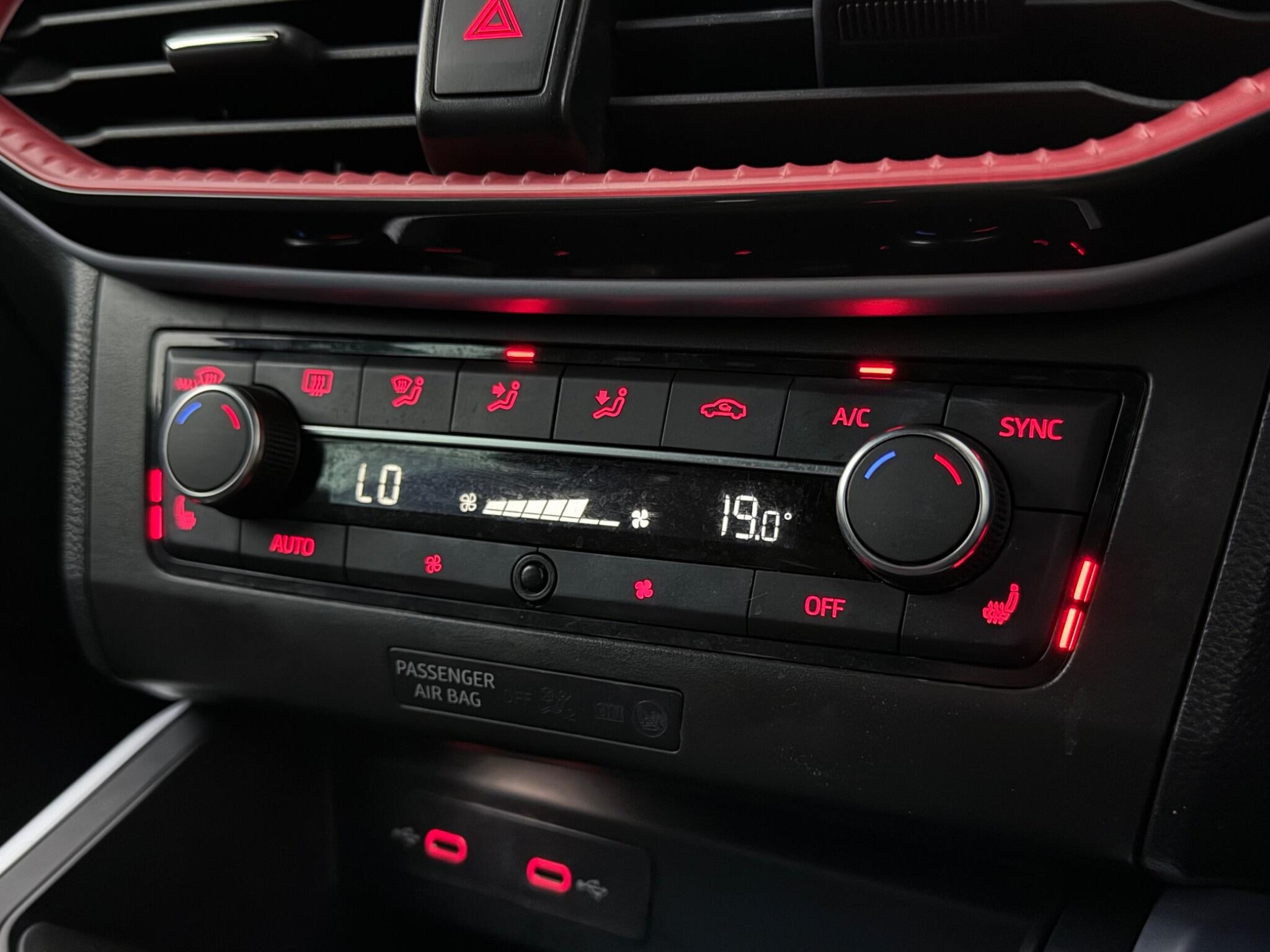 Seat Arona view 22