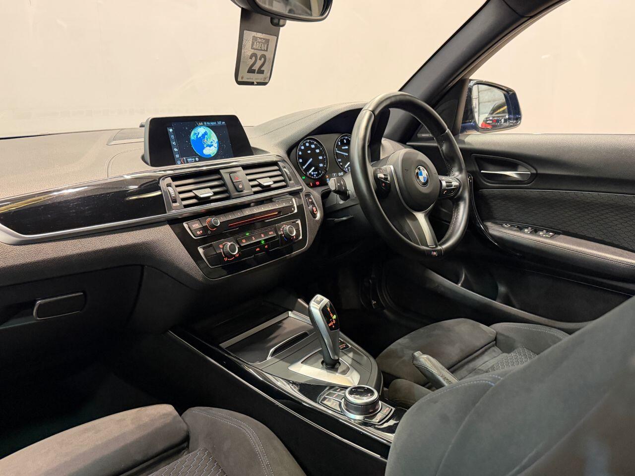 BMW 1 Series view 28