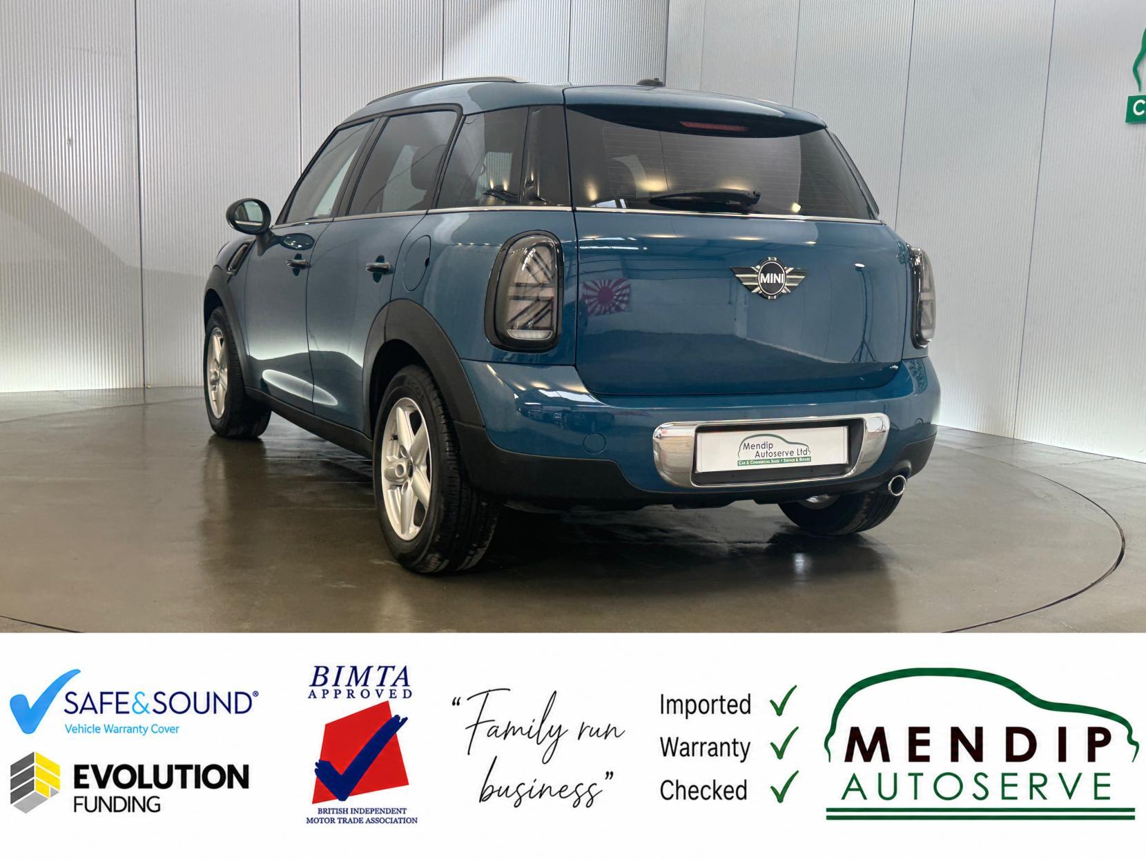 Mini Countryman view 13