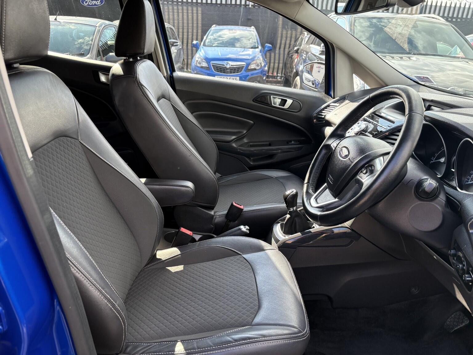 Ford Ecosport view 21