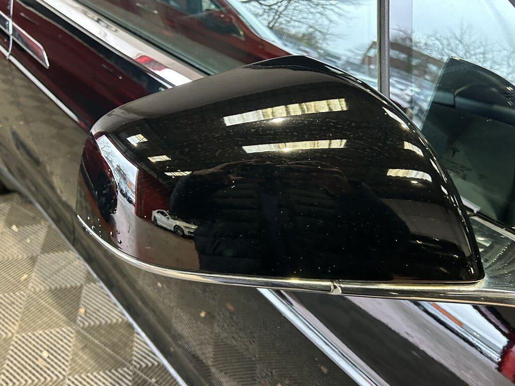 Tesla Model X view 24