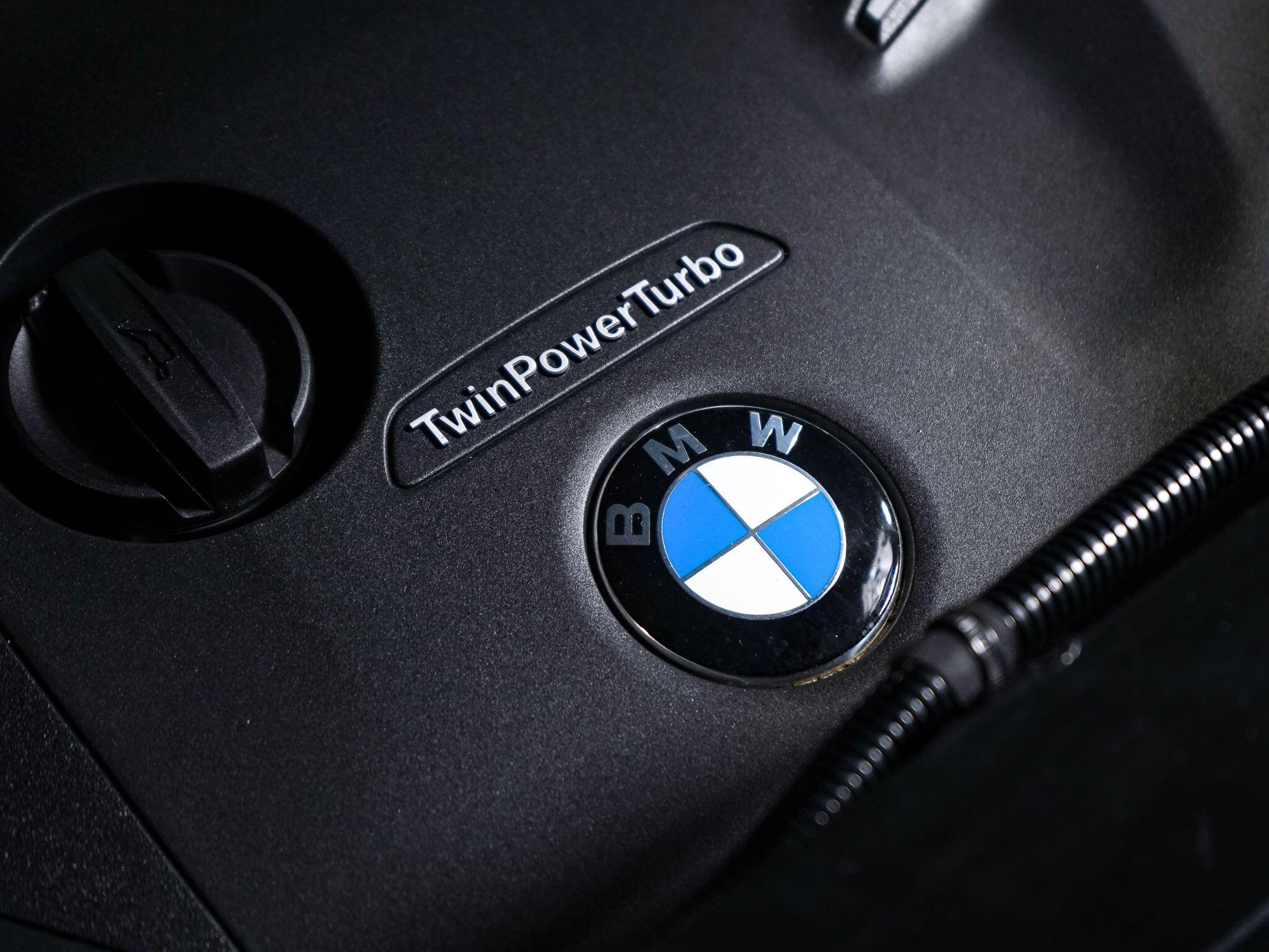 BMW X6 view 53