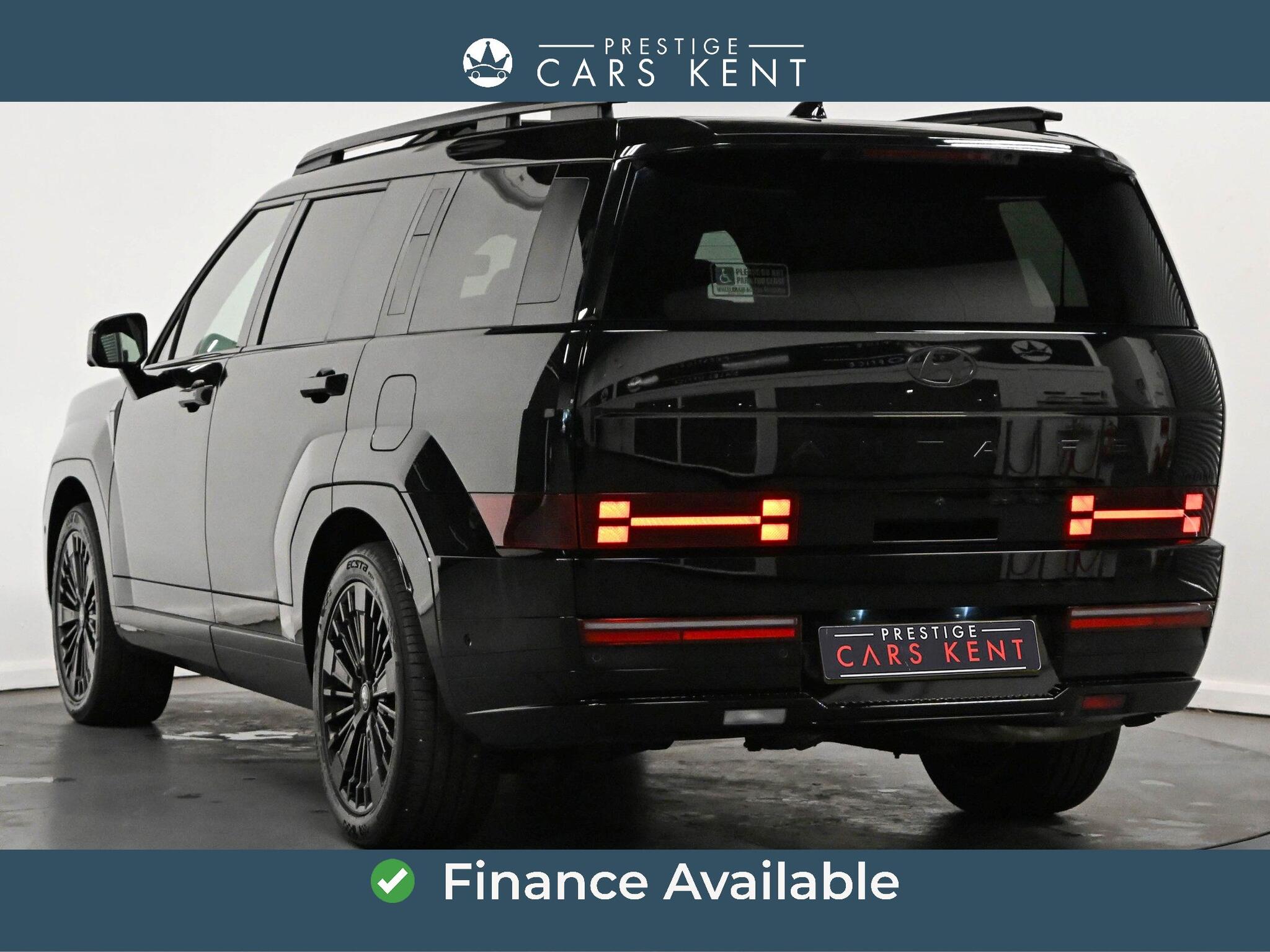 Hyundai Santa Fe view 3