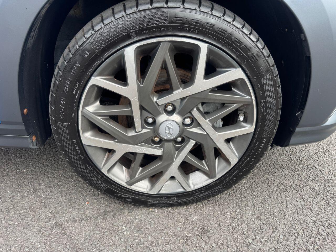 Hyundai Kona view 11
