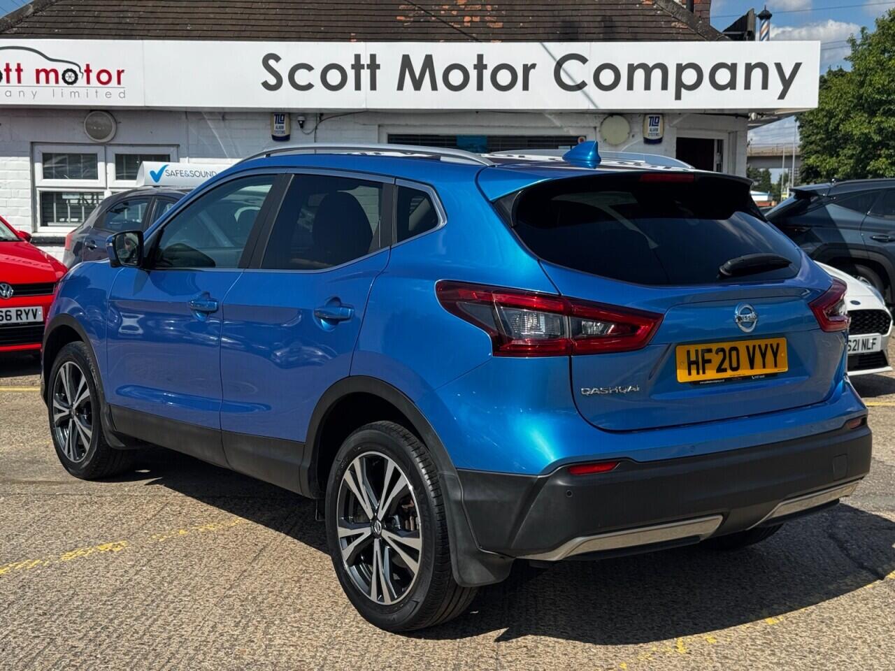 Nissan Qashqai view 2