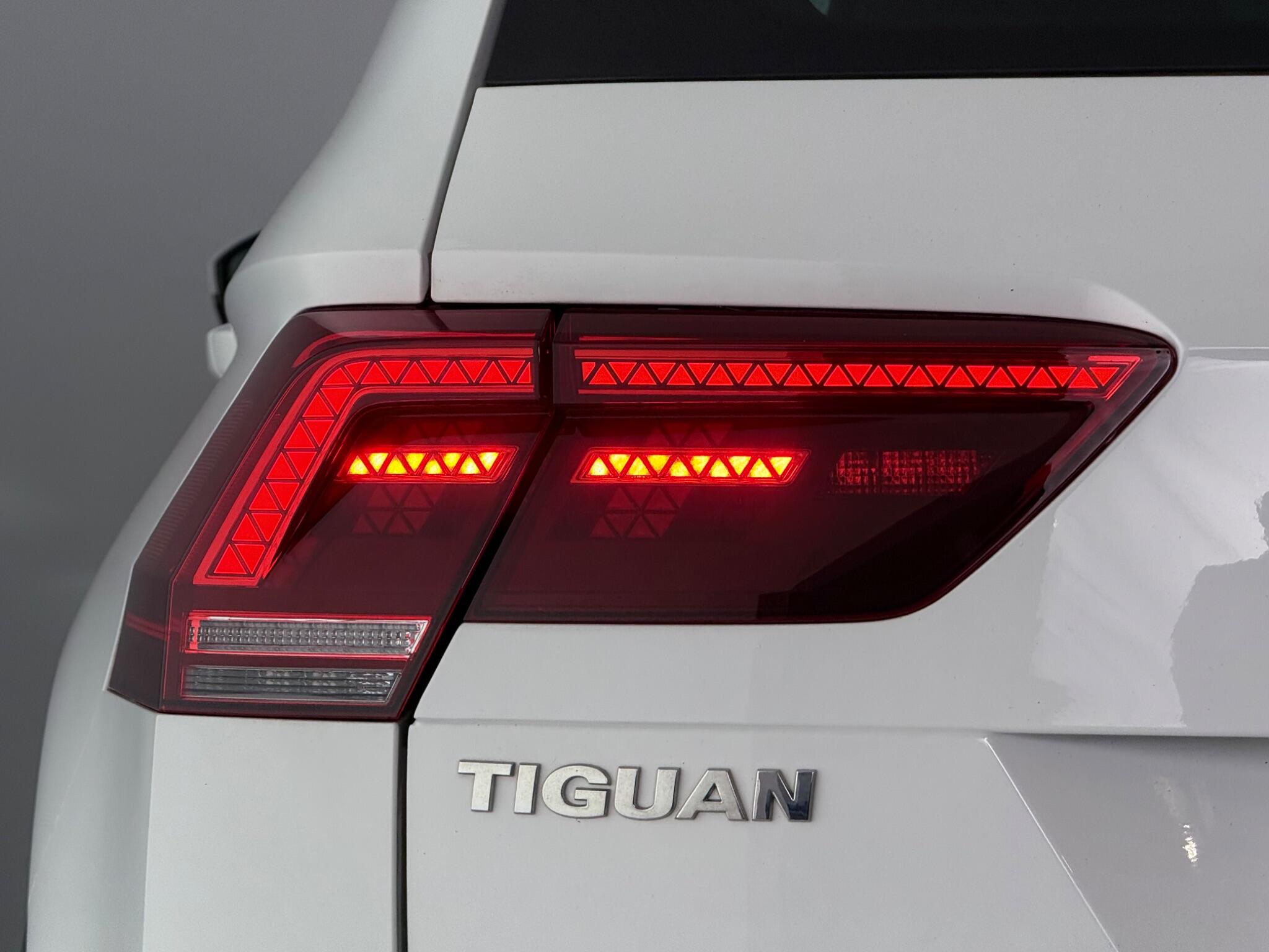 Volkswagen Tiguan view 6