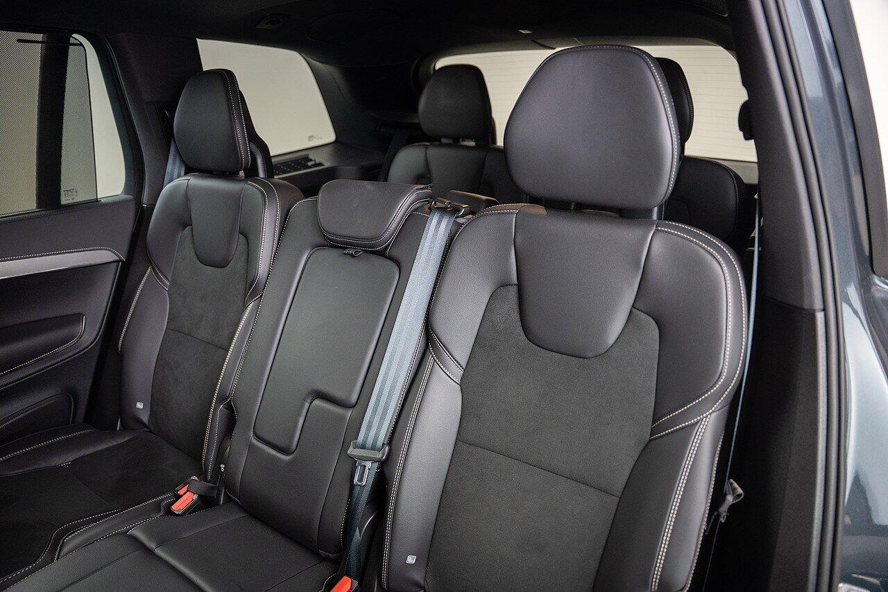 Volvo XC90 view 23