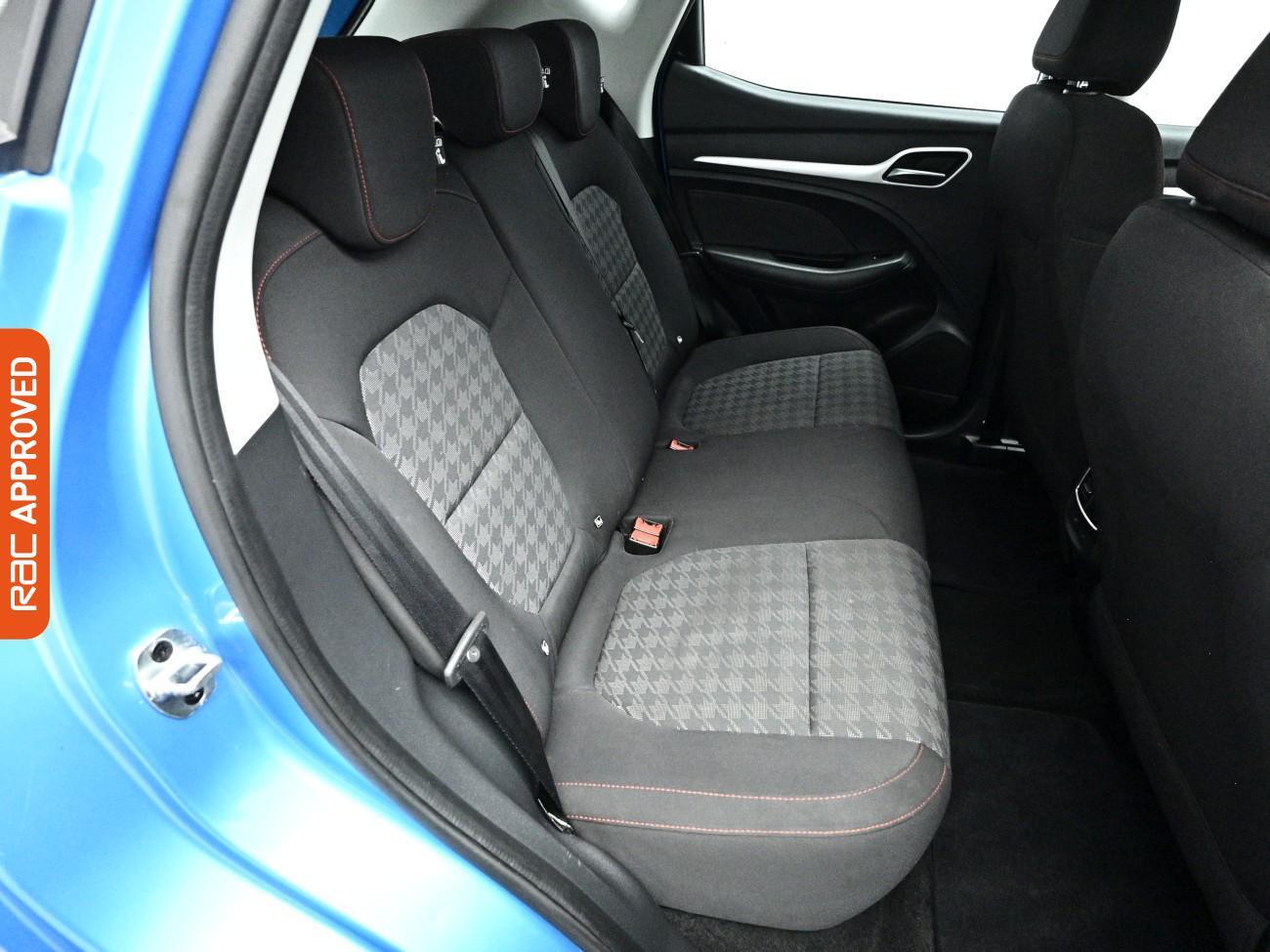 MG ZS view 13