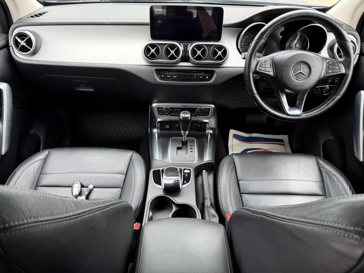 Mercedes-Benz X-Class view 15