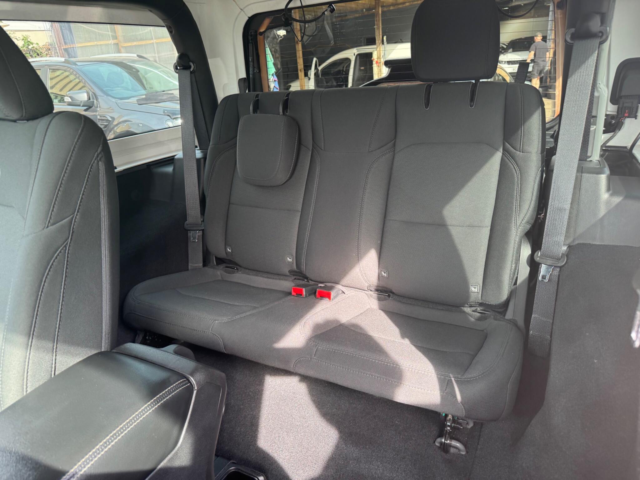 Jeep Wrangler view 25