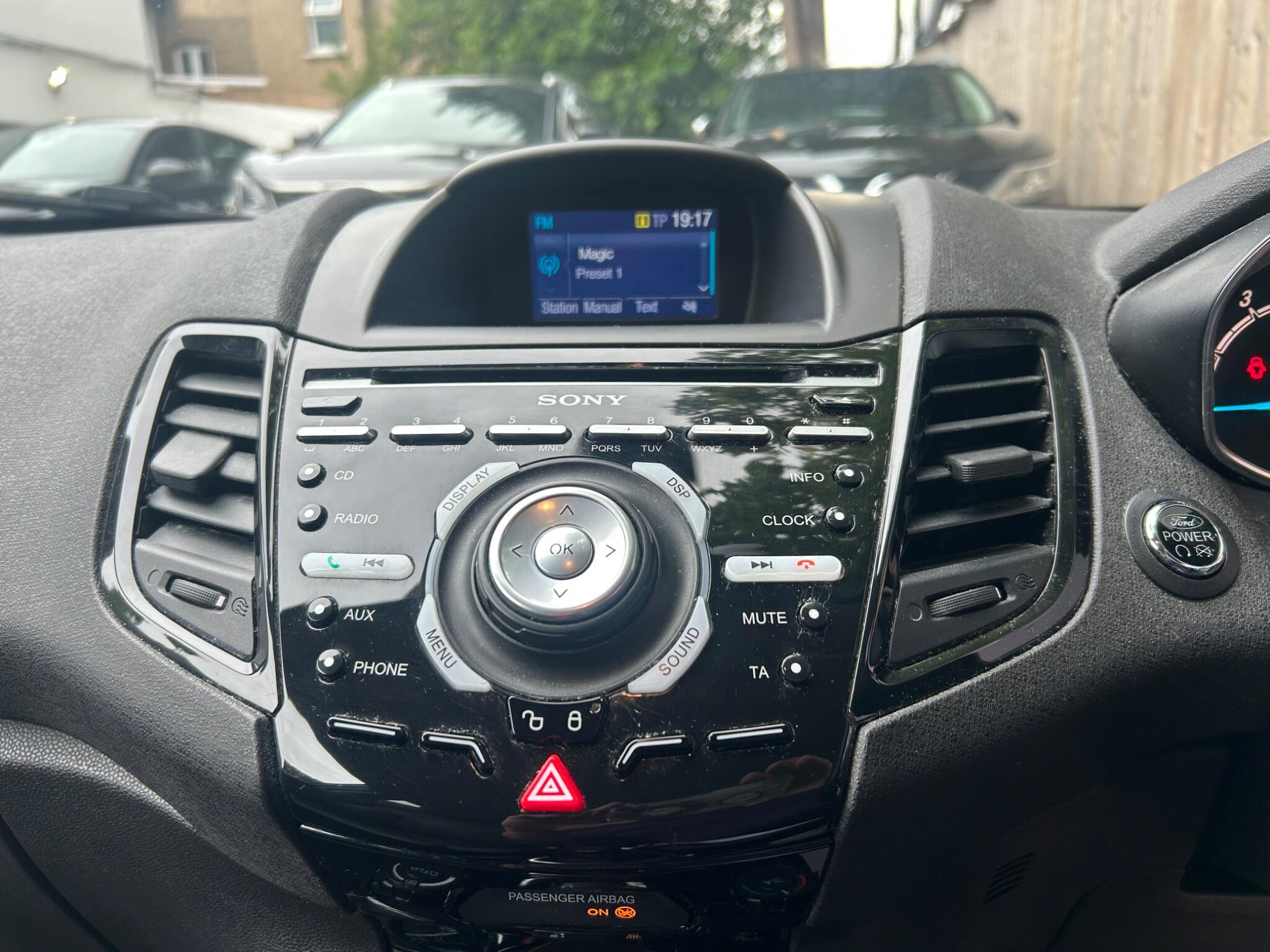 Ford Fiesta view 27