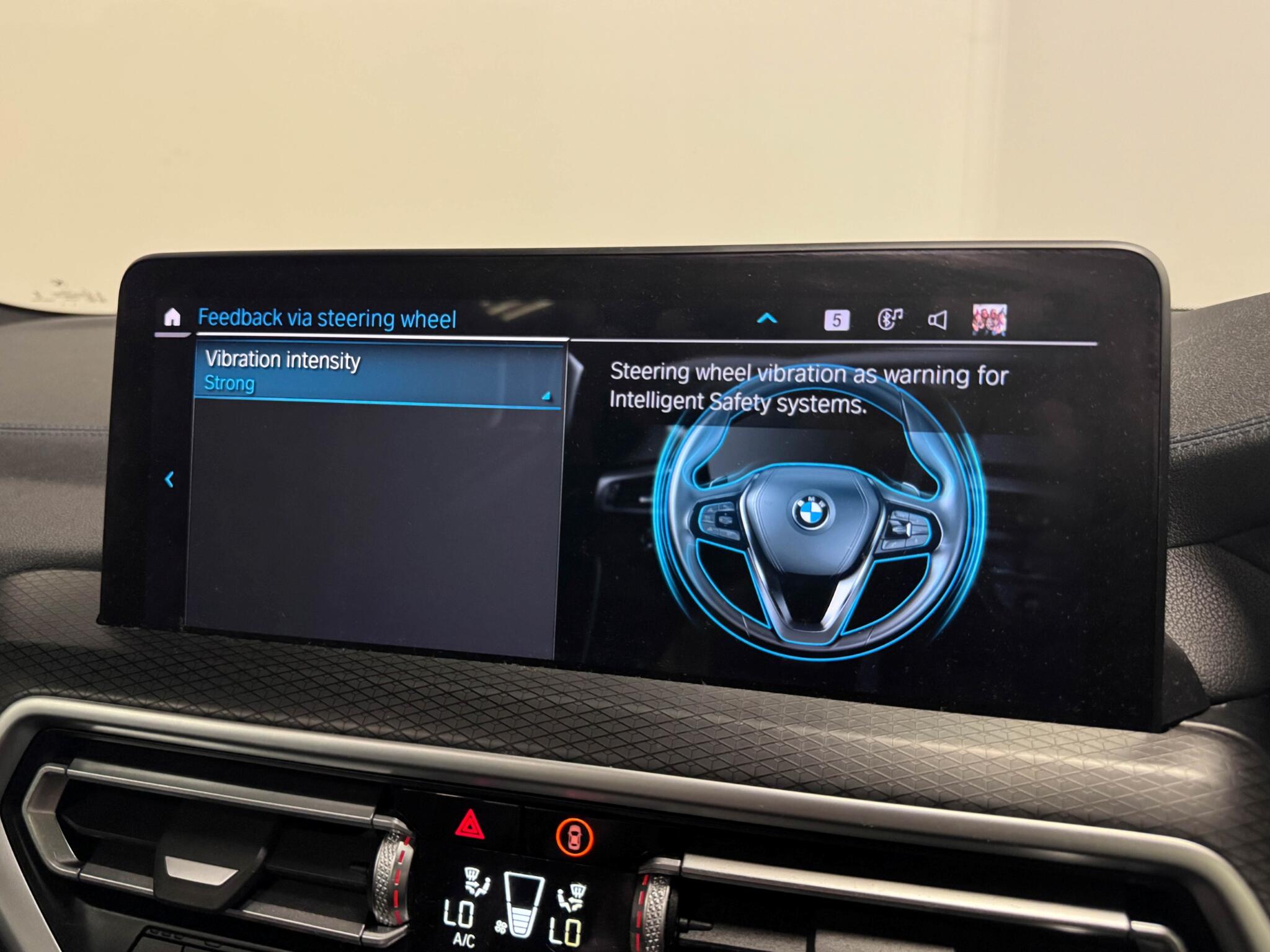 BMW X3 view 65
