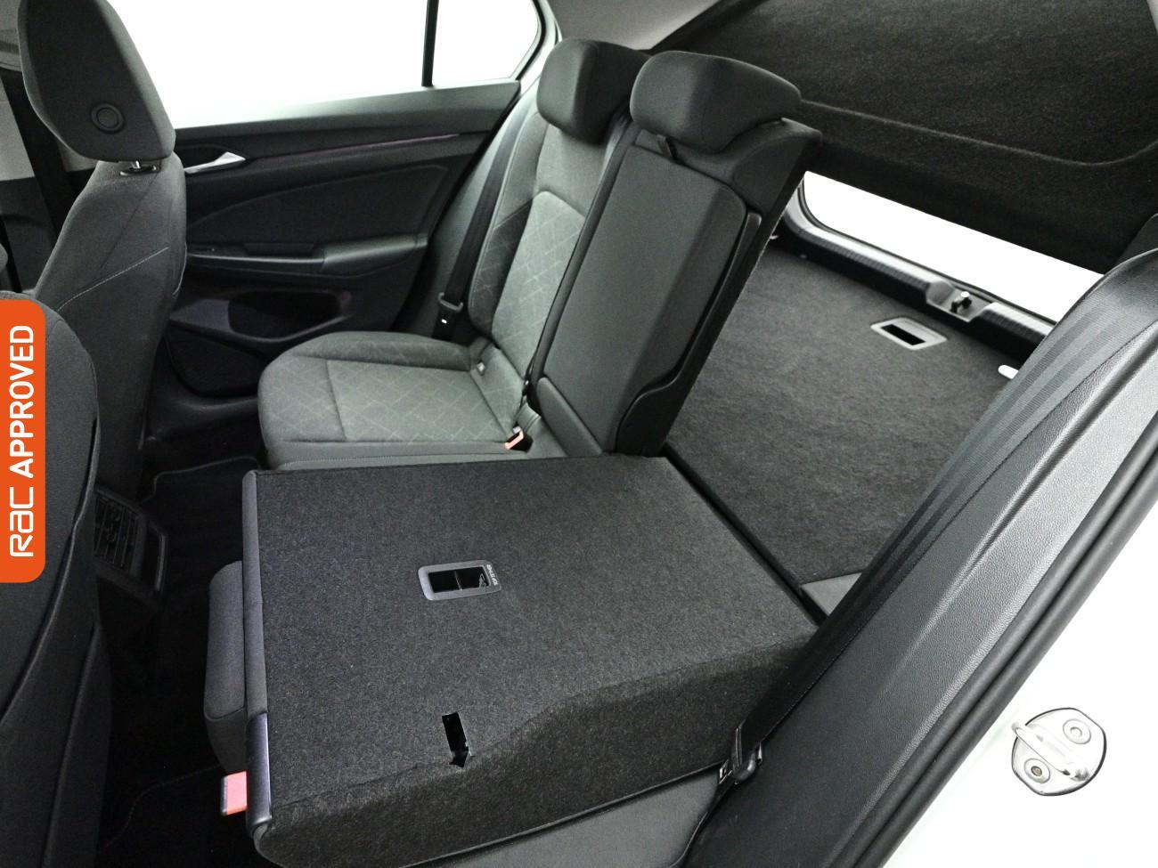 Volkswagen Golf view 24