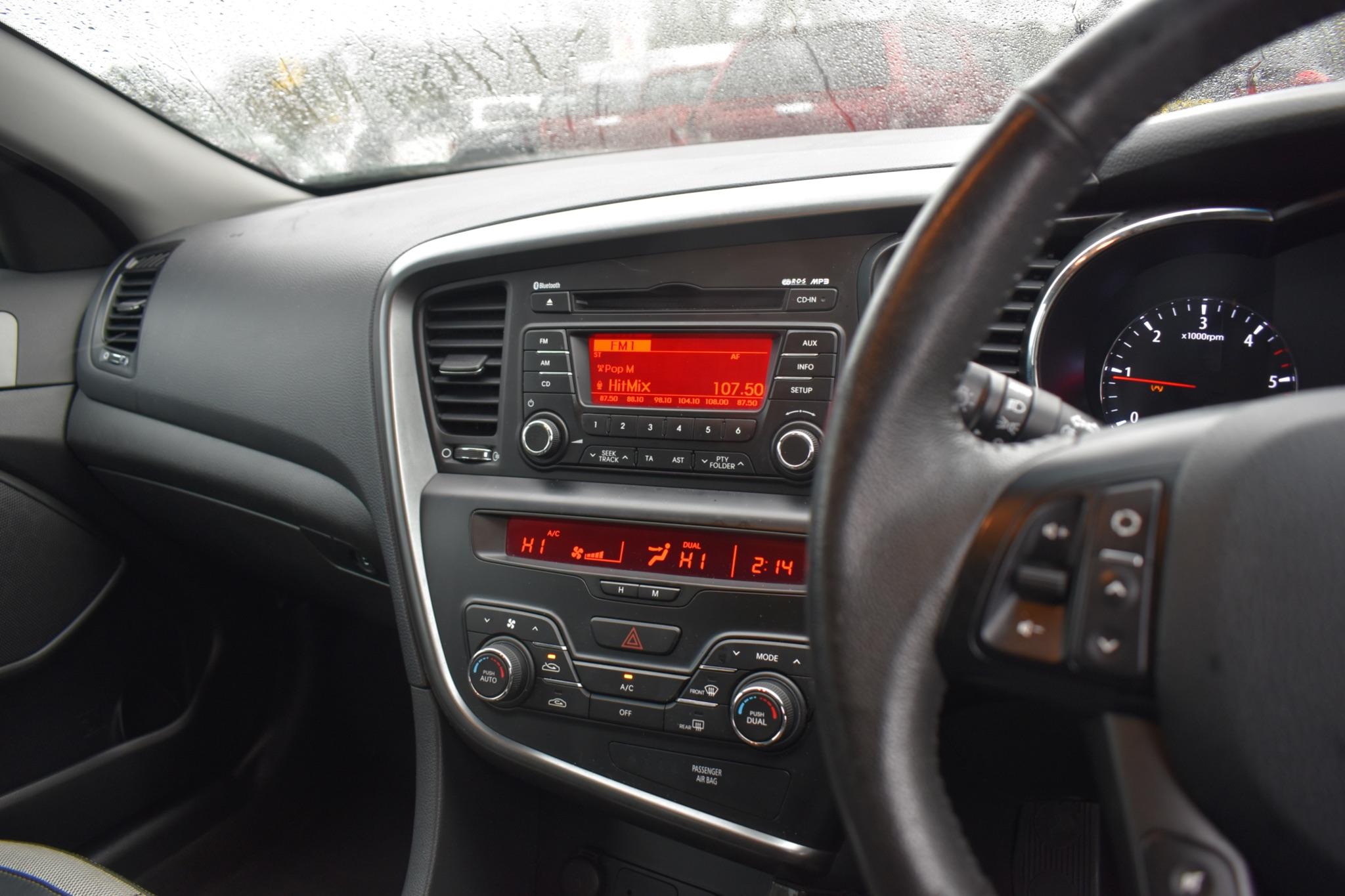 Optima - 1.6 CRDi 2 Euro 6 (s/s) 4dr - Image 35