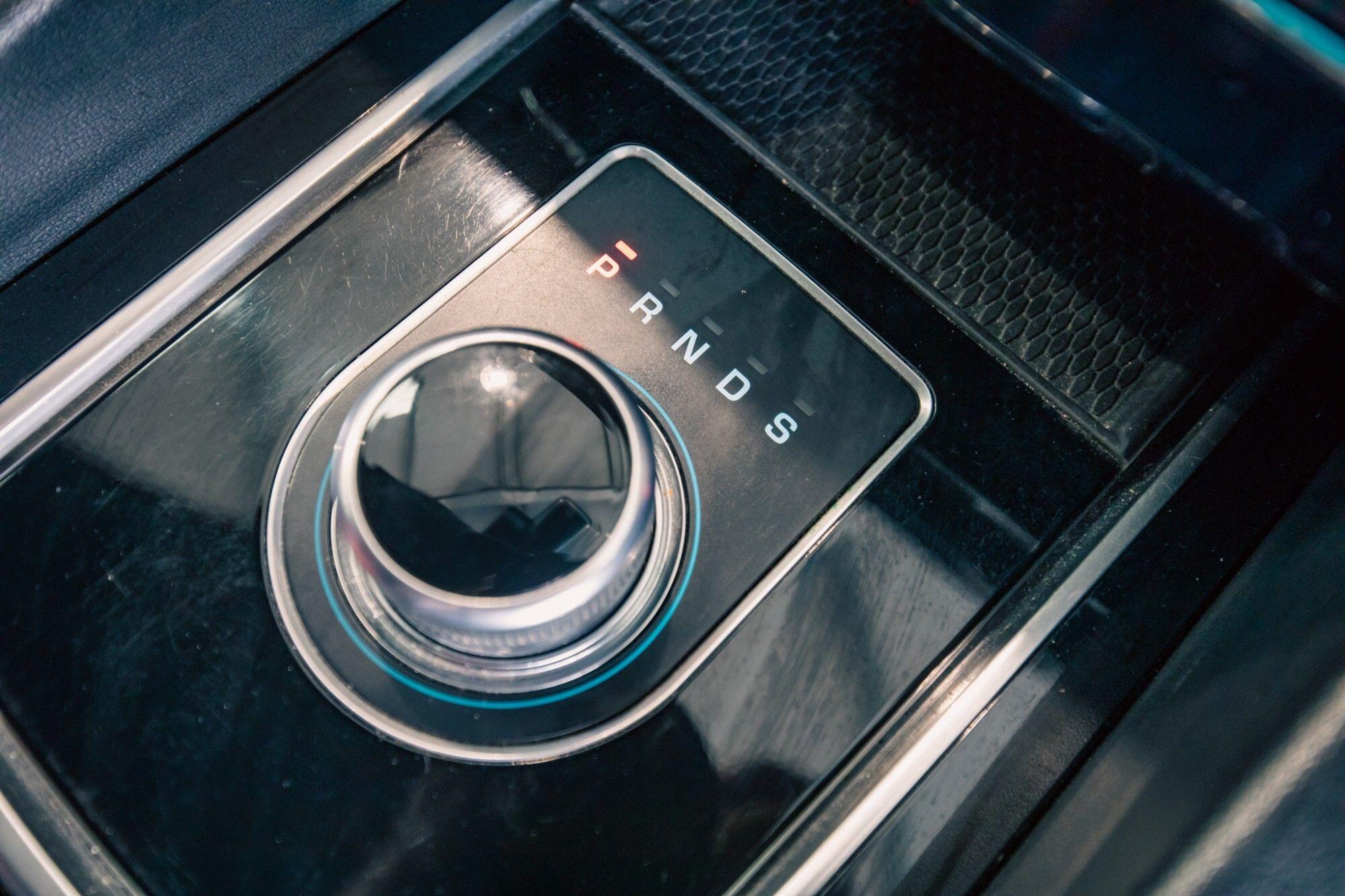 Jaguar F-Pace view 23