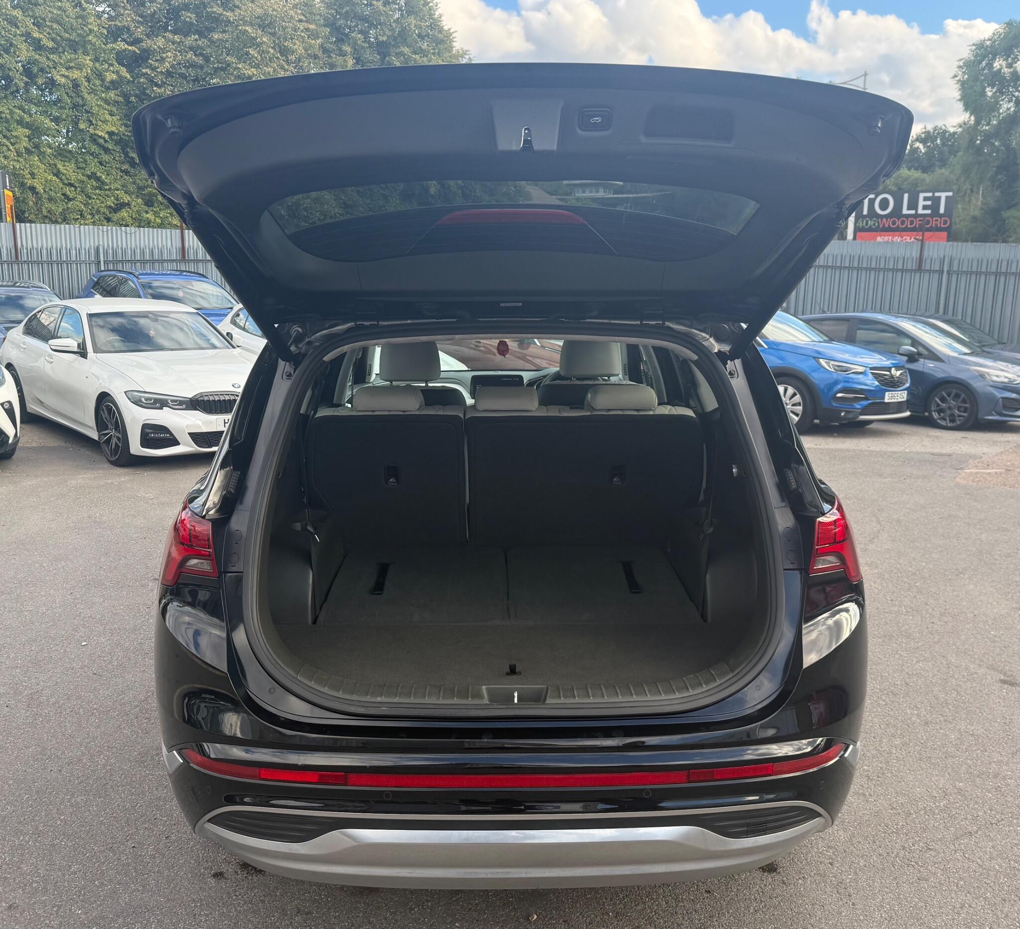 Hyundai Santa Fe view 22