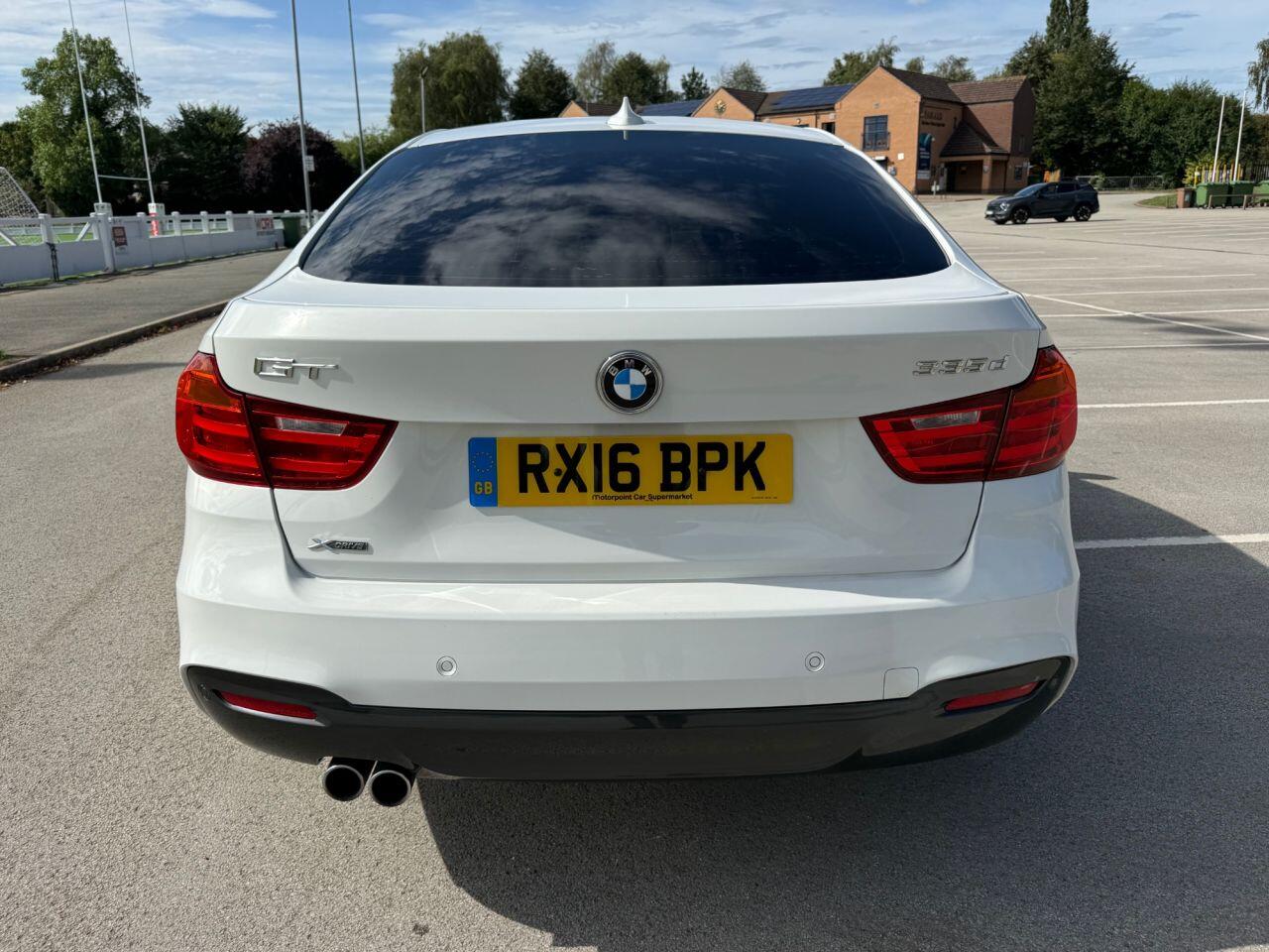 BMW 3 Series Gran Turismo view 39