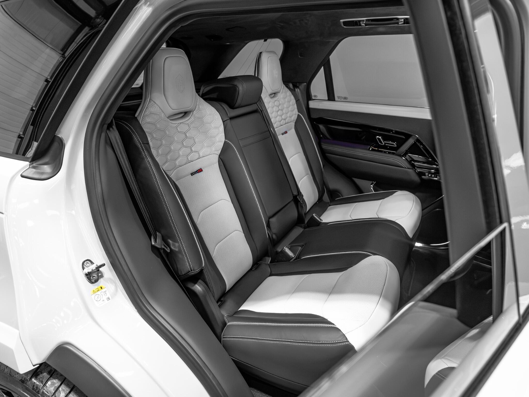 Land Rover Range Rover Sport view 40