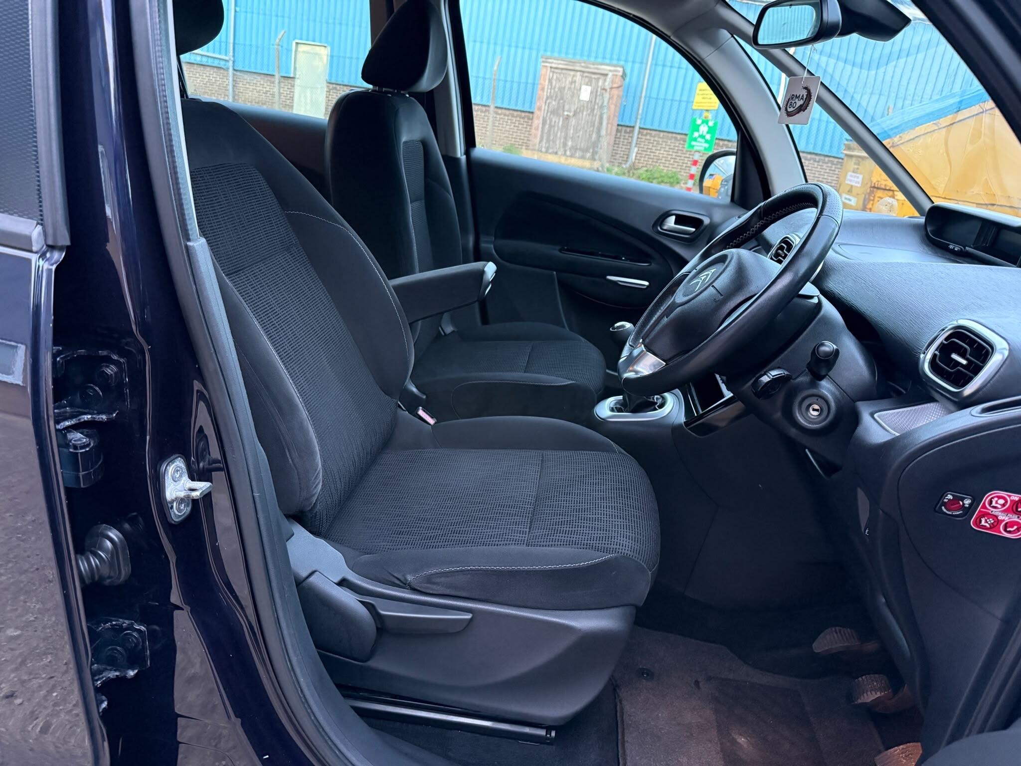Citroen C3 Picasso view 22