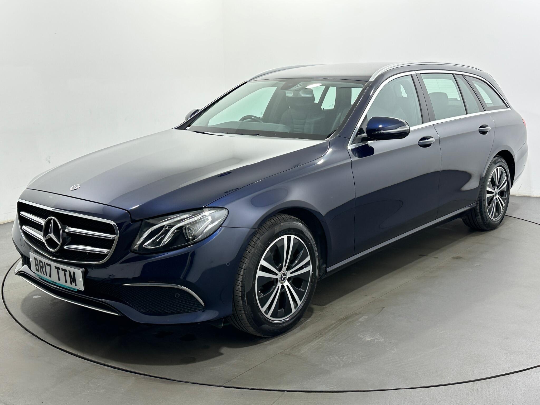 Mercedes-Benz E-Class view 55